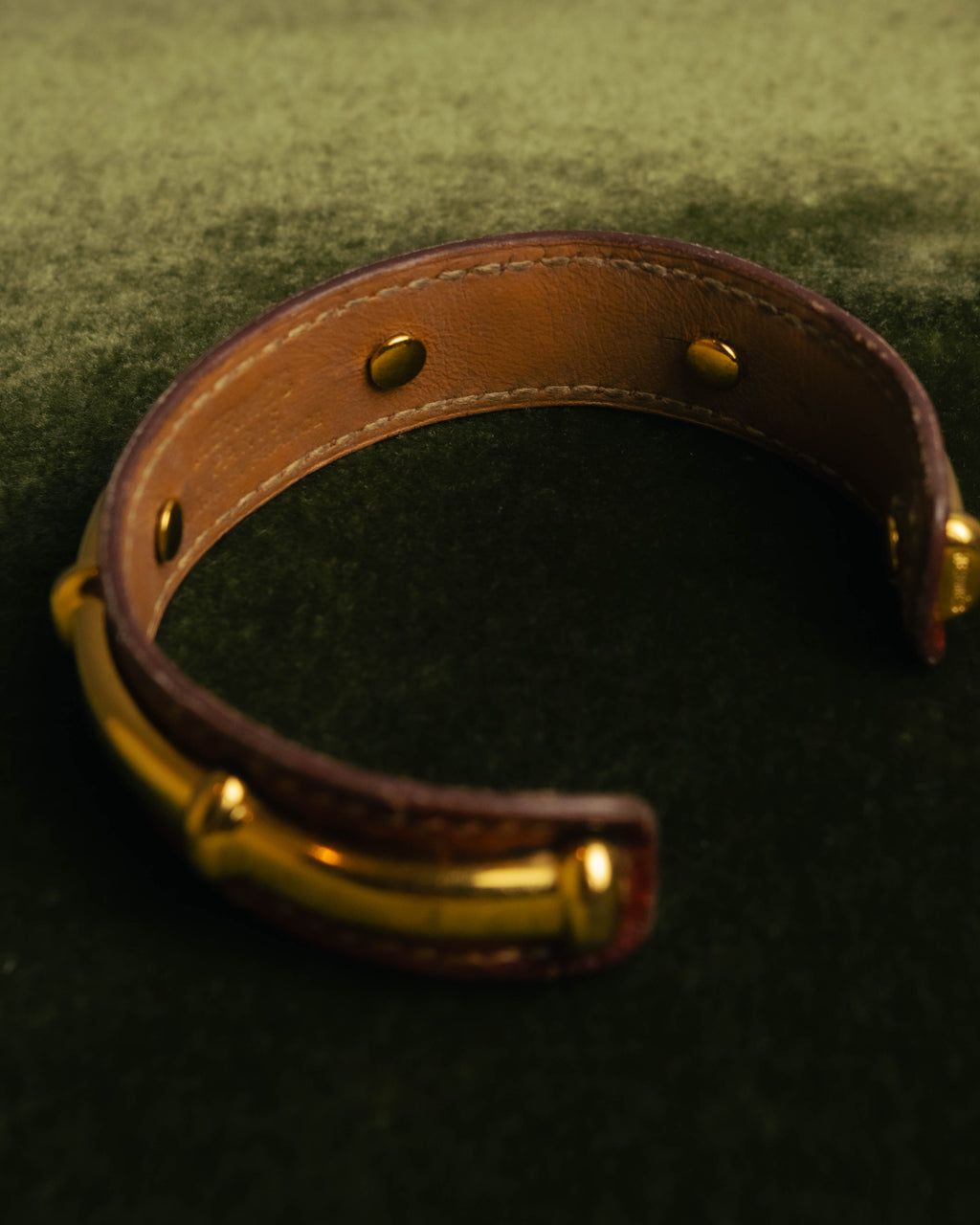 “HERMÈS” 90’s-00’s Agatha leather bracelet