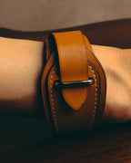 "Hermès" 00's Contrast stitched leather cuff bracelet