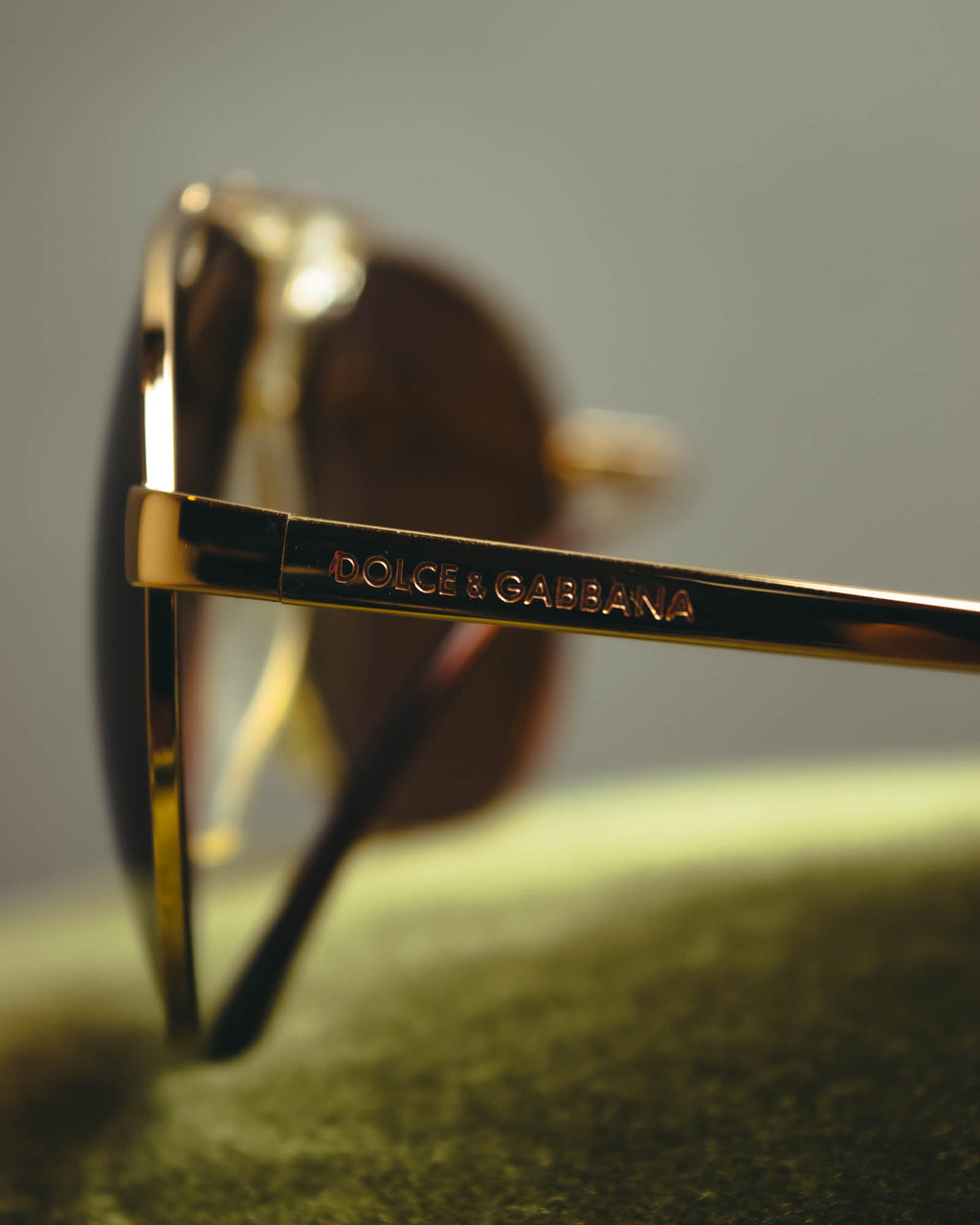 “Dolce&Gabbana” 00’s-10’s Gold metal aviator sunglasses