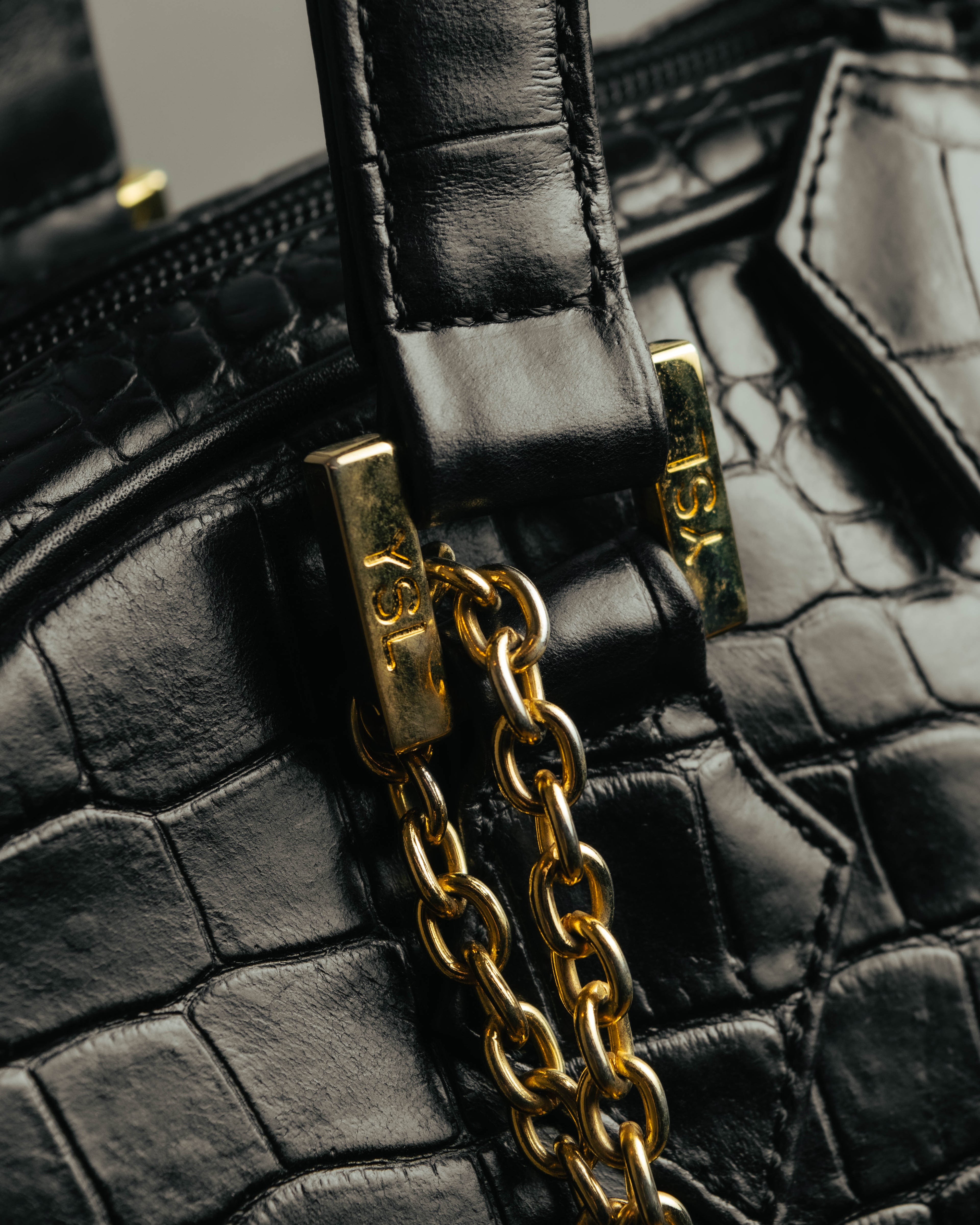 "Yves Saint Laurent" 90's-00's Glossy croc embossed bowler bag