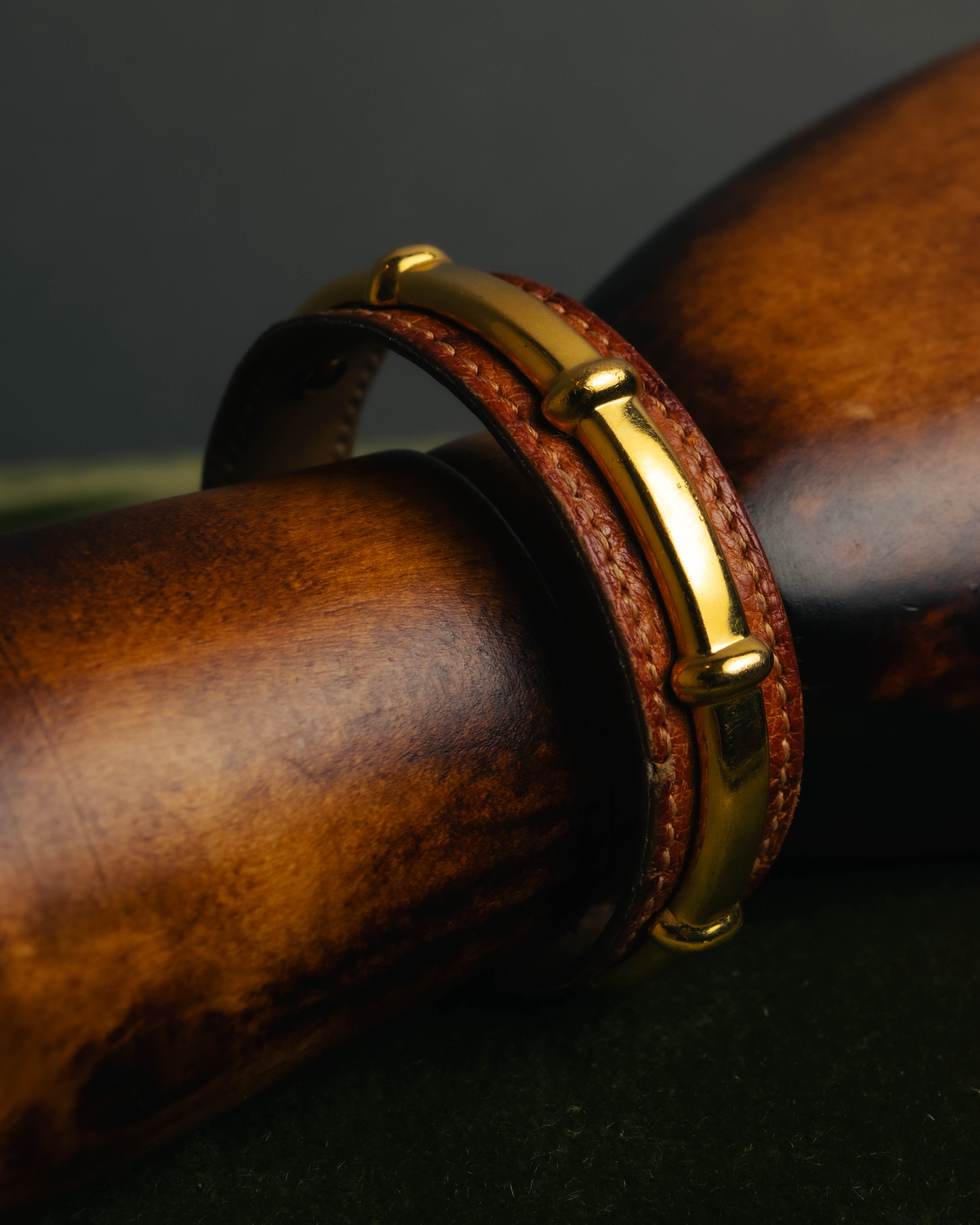 “HERMÈS” 90’s-00’s Agatha leather bracelet