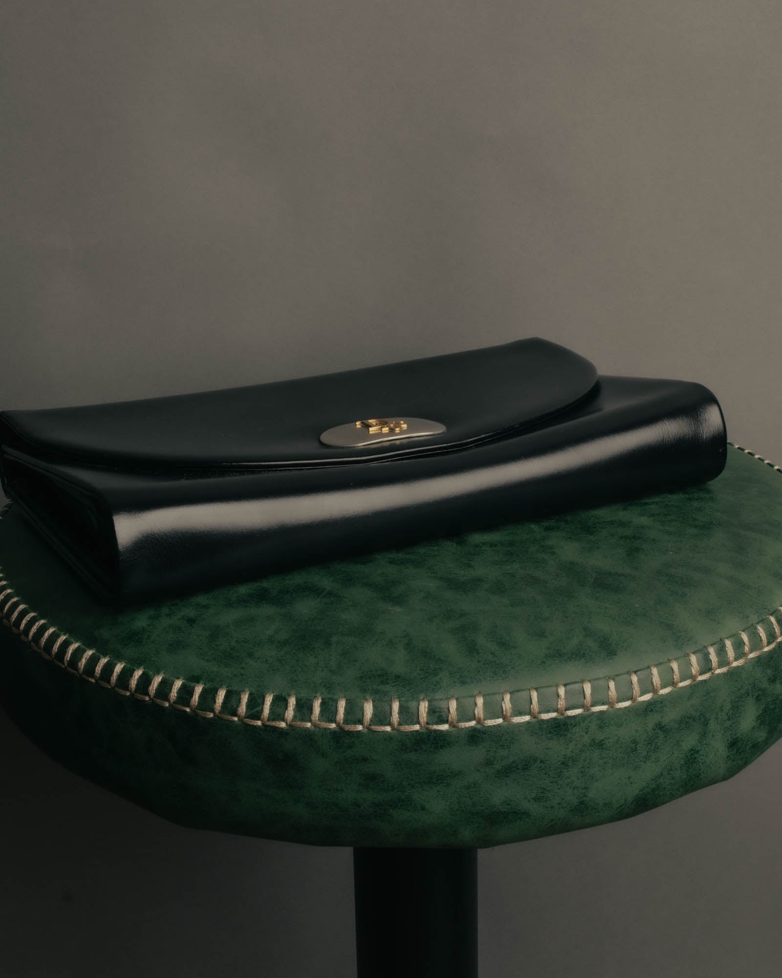 "Christian Dior" 70's-80's Glossy black flap shoulder bag