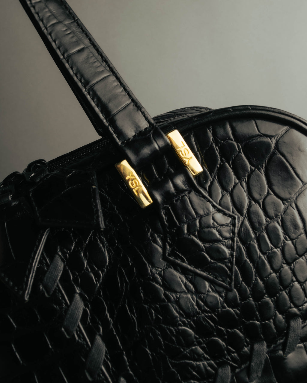 "Yves Saint Laurent" 90's-00's Glossy croc embossed bowler bag