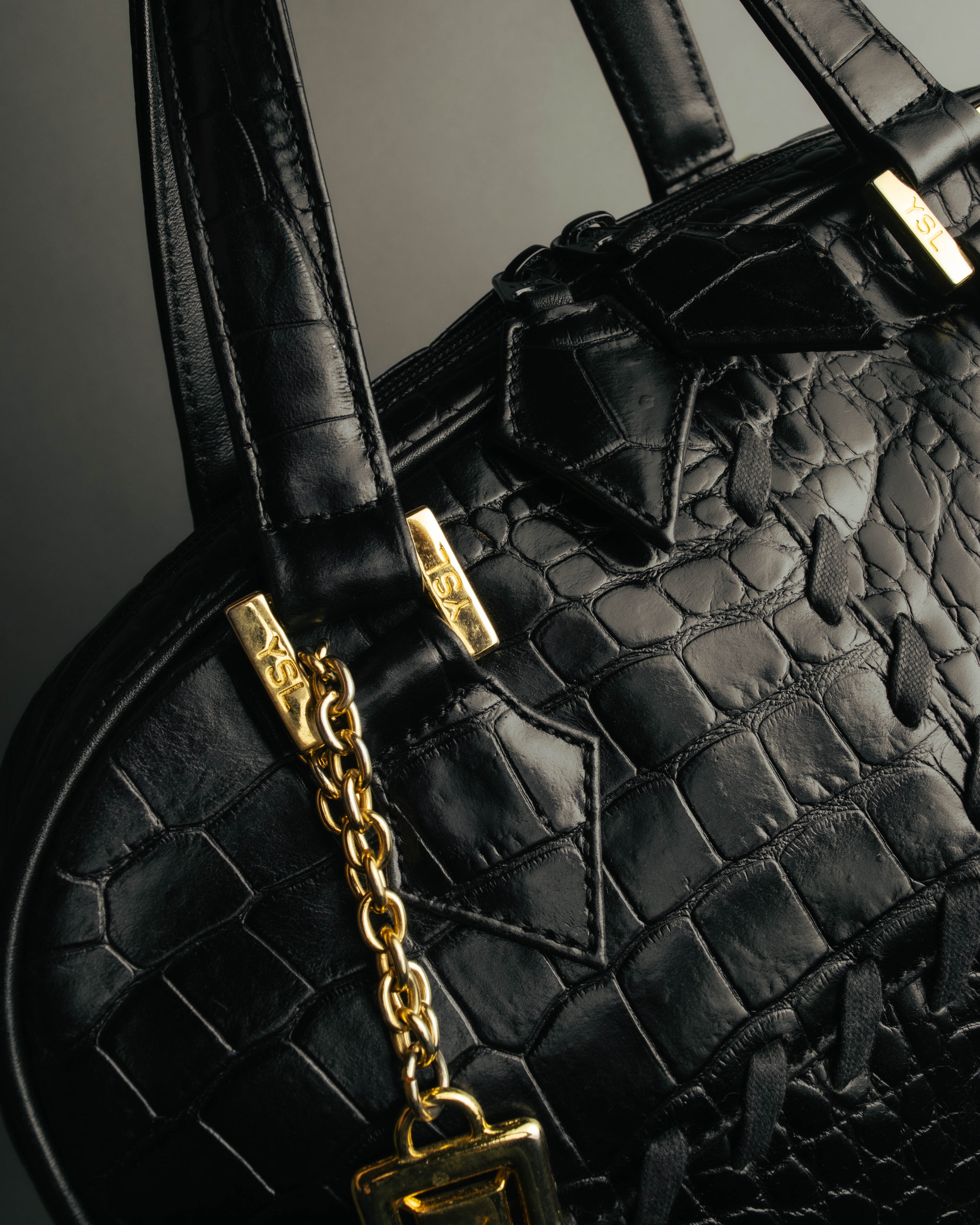 "Yves Saint Laurent" 90's-00's Glossy croc embossed bowler bag