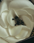 “CHANEL” 90’s-00’s White camellia fabric brooch