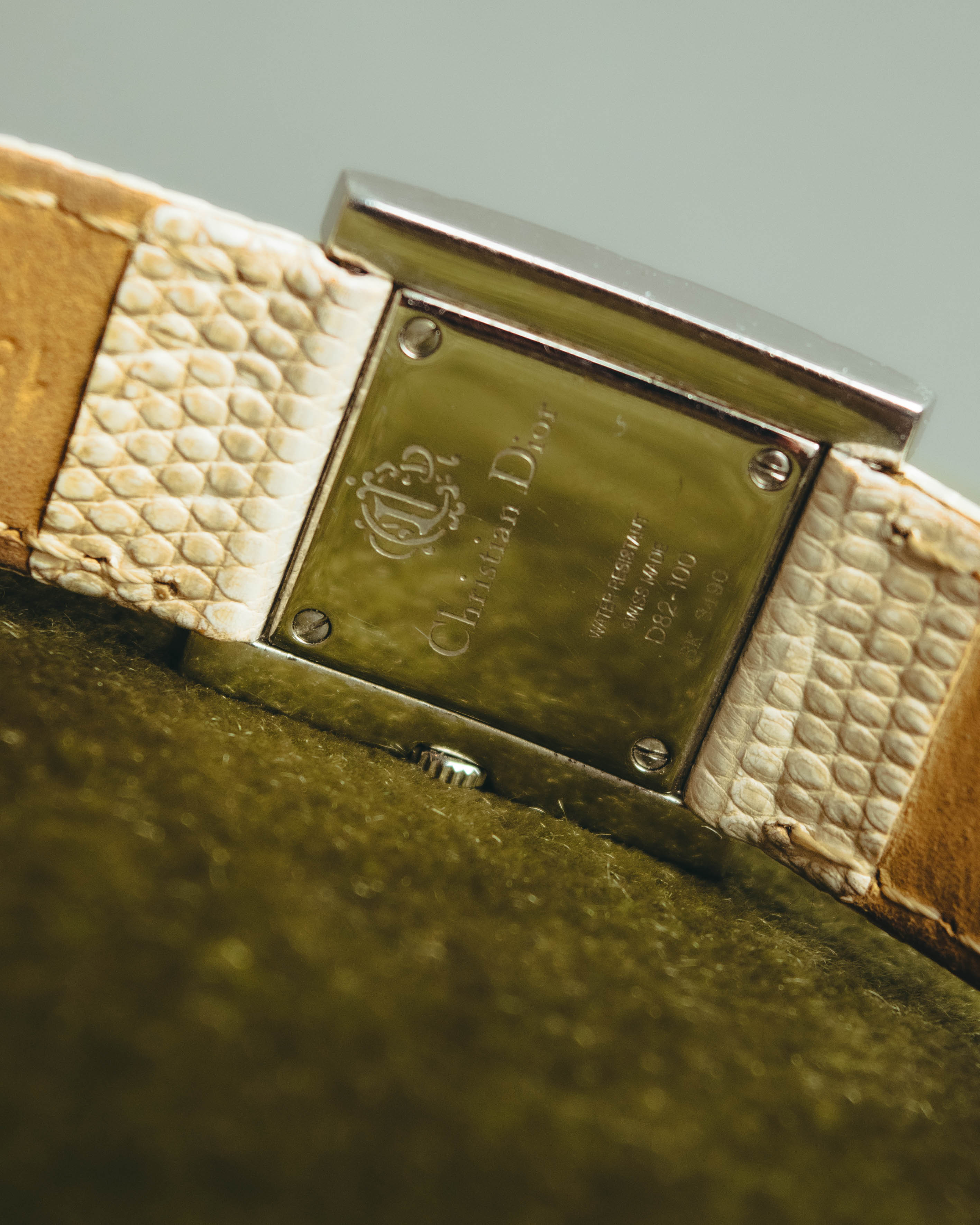 "Christian Dior" 90's-00's Elegant square dress watch