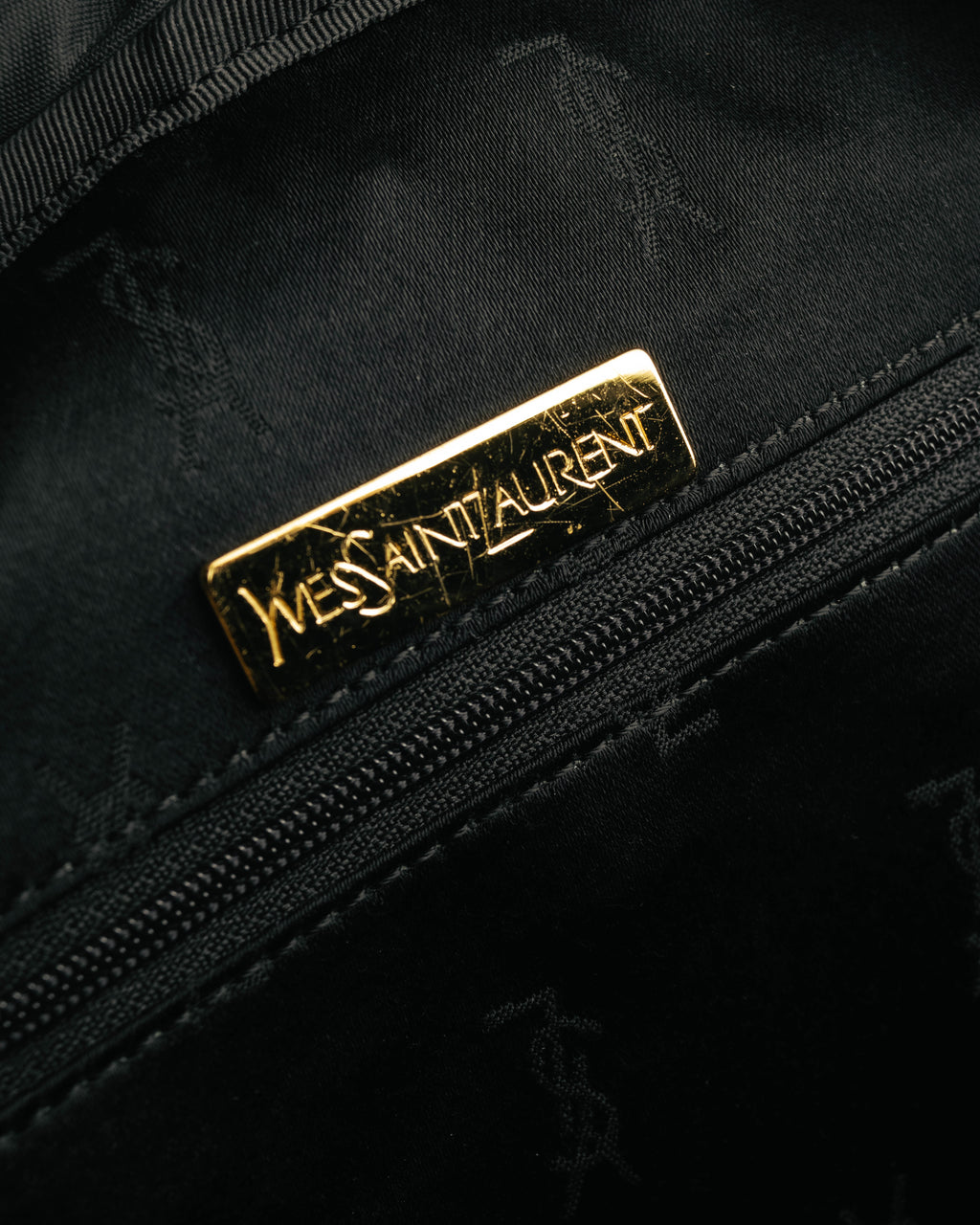 "Yves Saint Laurent" 90's-00's Glossy croc embossed bowler bag