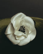“CHANEL” 90’s-00’s White camellia fabric brooch