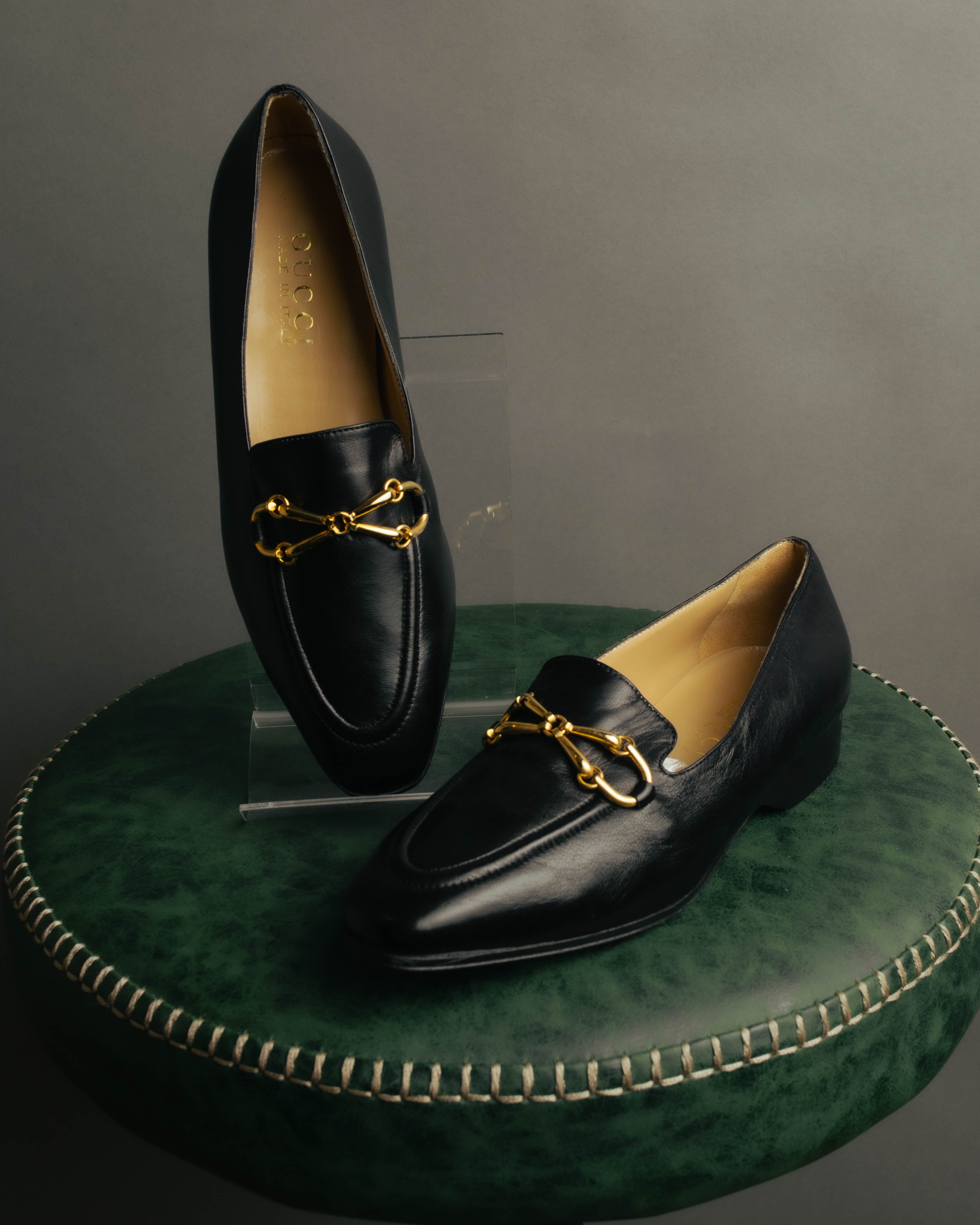 "GUCCI" 90's-00's Classic leather horsebit loafer pumps