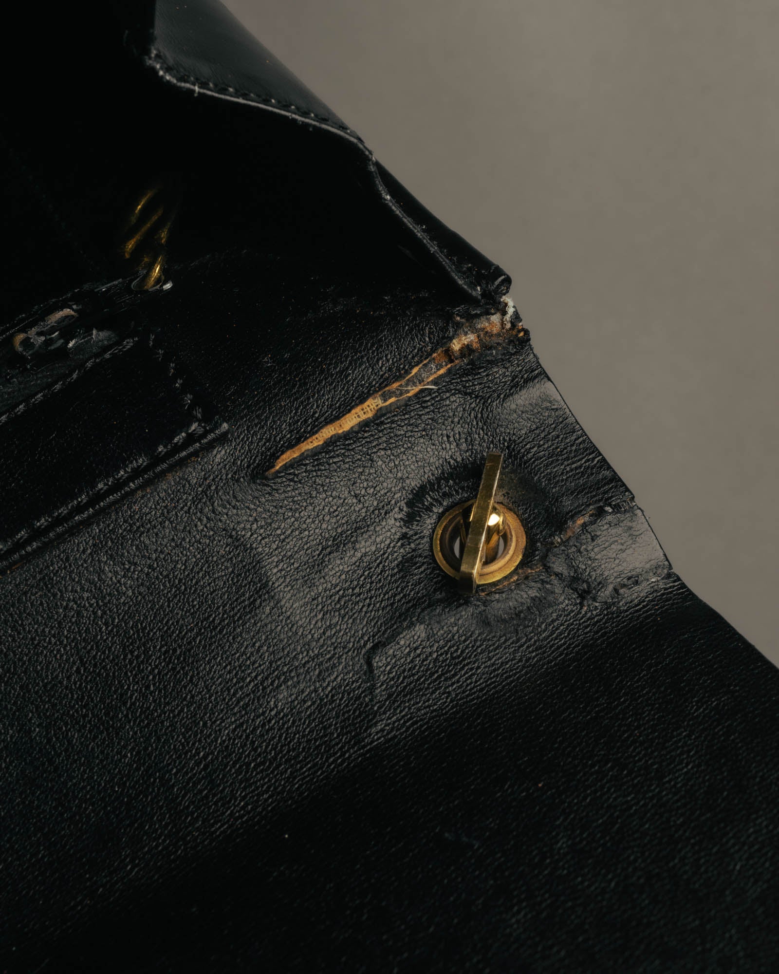 "Christian Dior" 70's-80's Glossy black flap shoulder bag