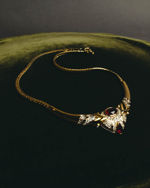 "NINA RICCI" 80's-90's Bold red stone necklace