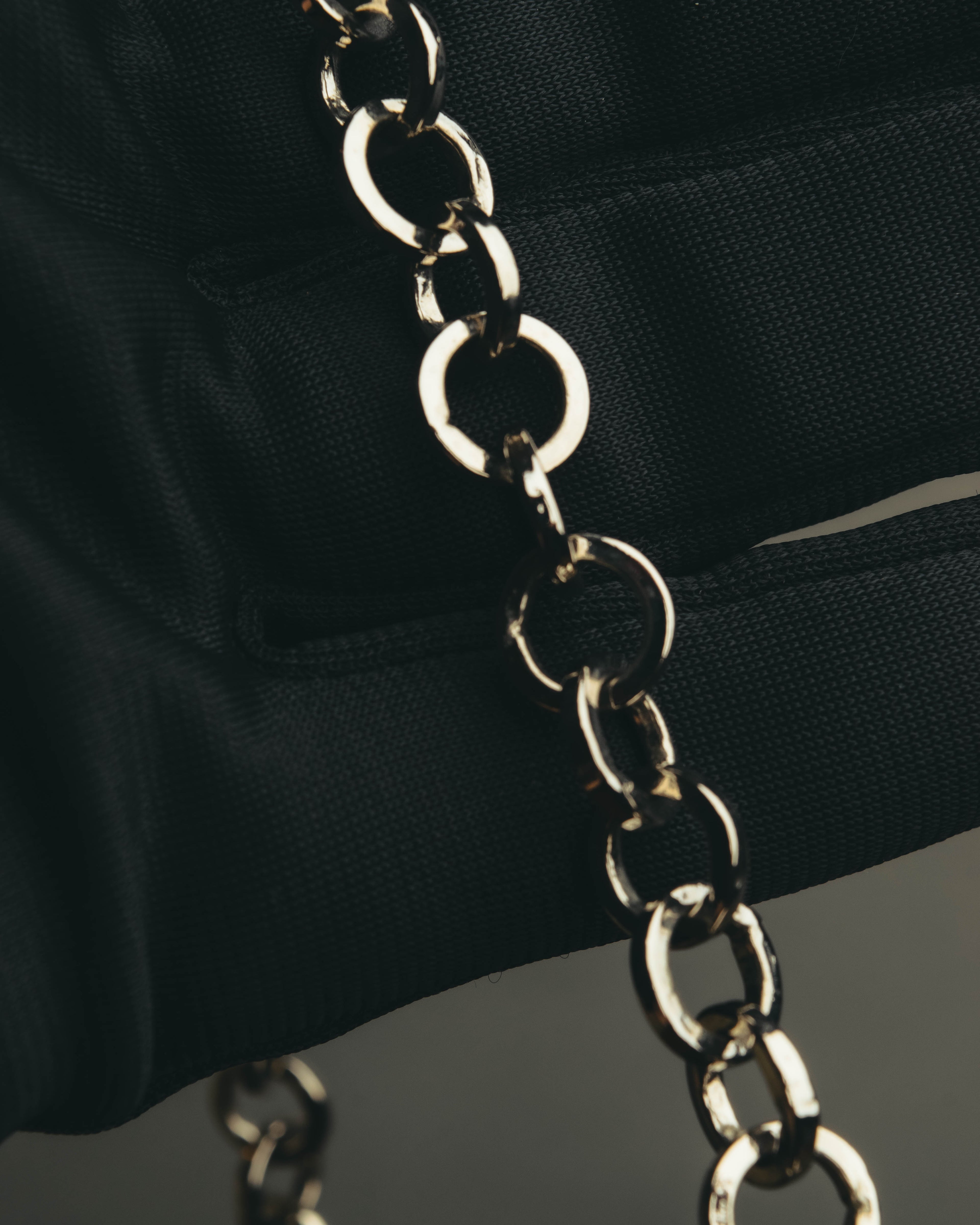 "Salvatore Ferragamo" 90's-00's Elegant gancini chain shoulder handbag
