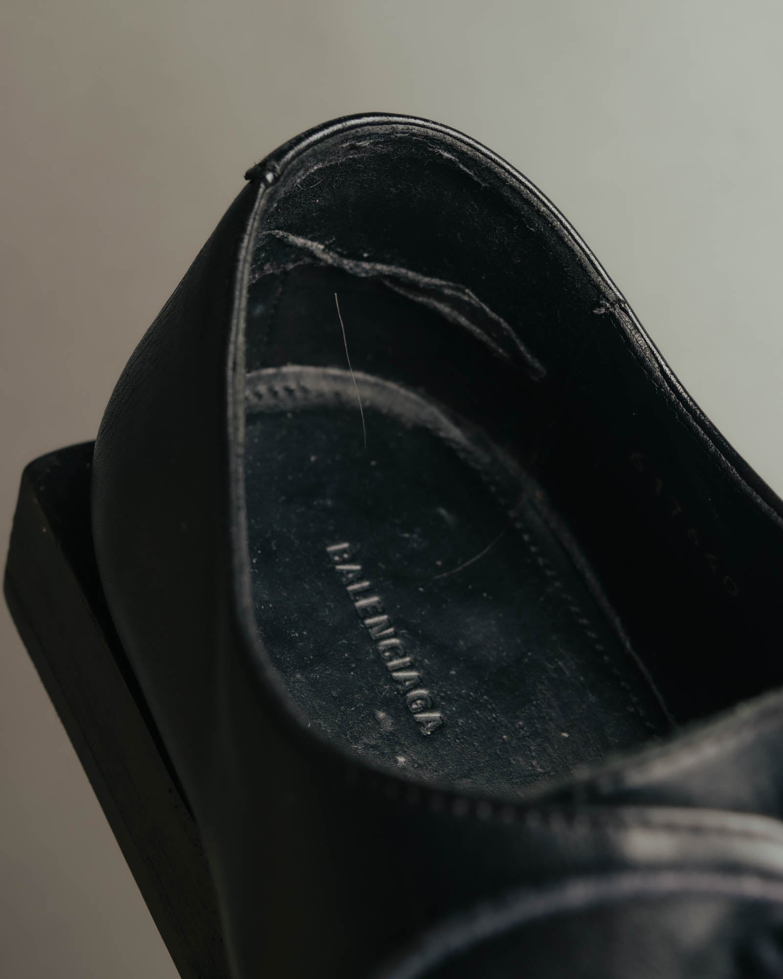 "BALENCIAGA" Sleek square toe leather derby shoes