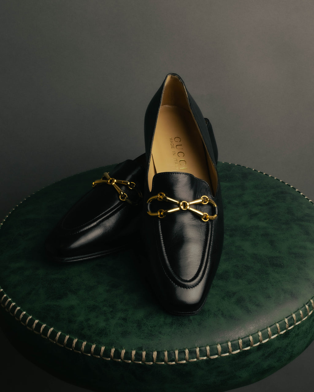 "GUCCI" 90's-00's Classic leather horsebit loafer pumps