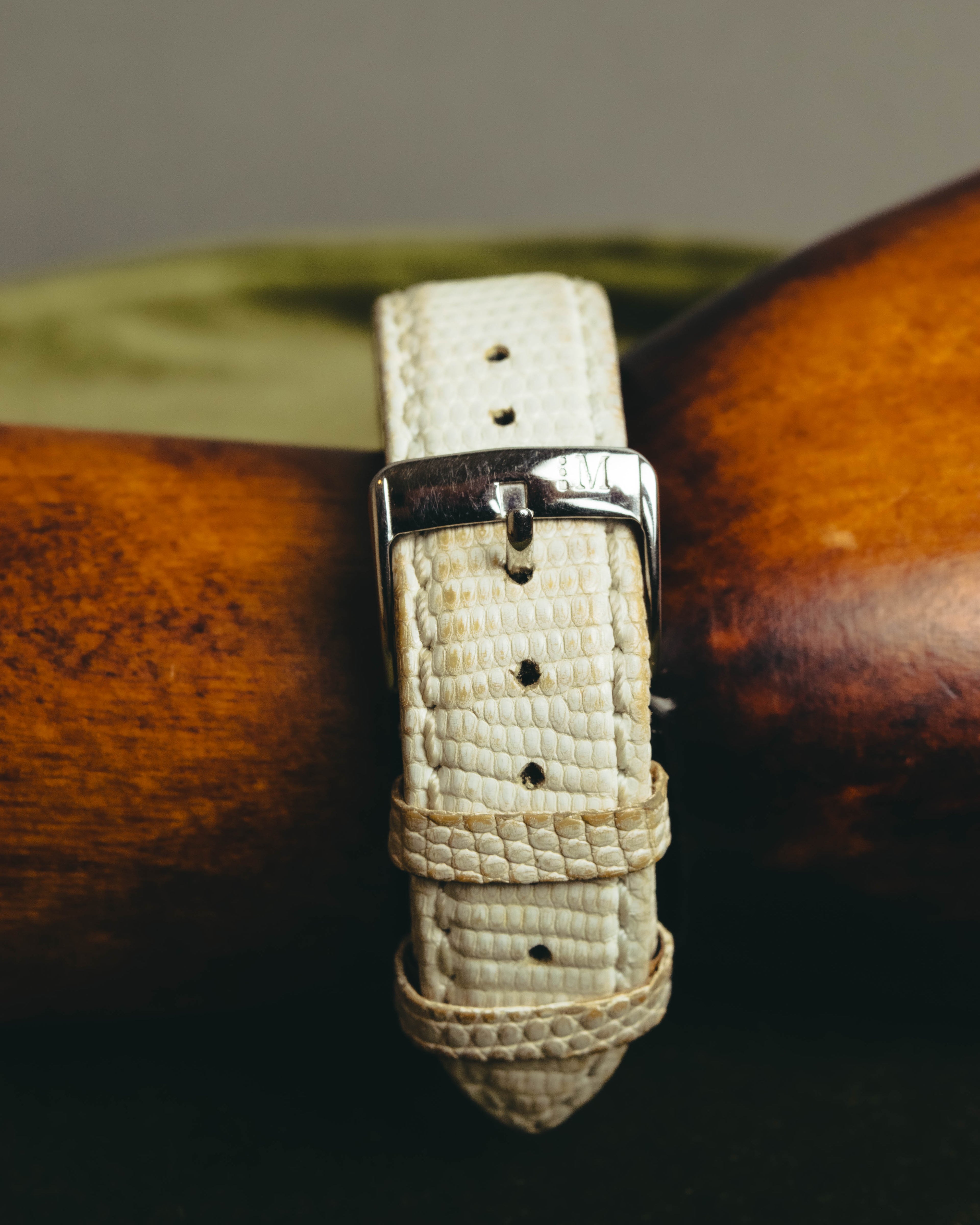 "Christian Dior" 90's-00's Elegant square dress watch