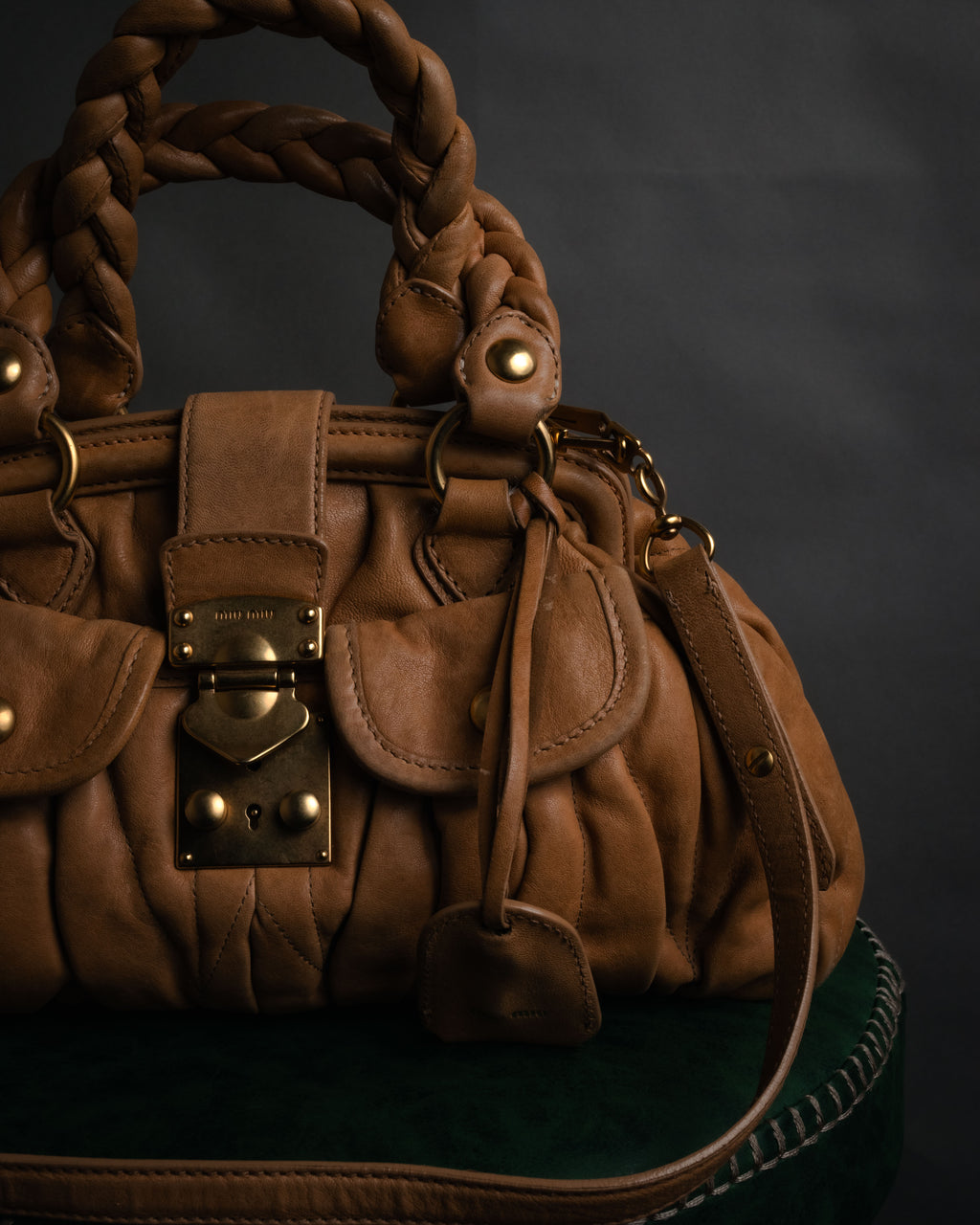 –SPECIAL– “miu miu” 2000’s braided matelasse doctor bag