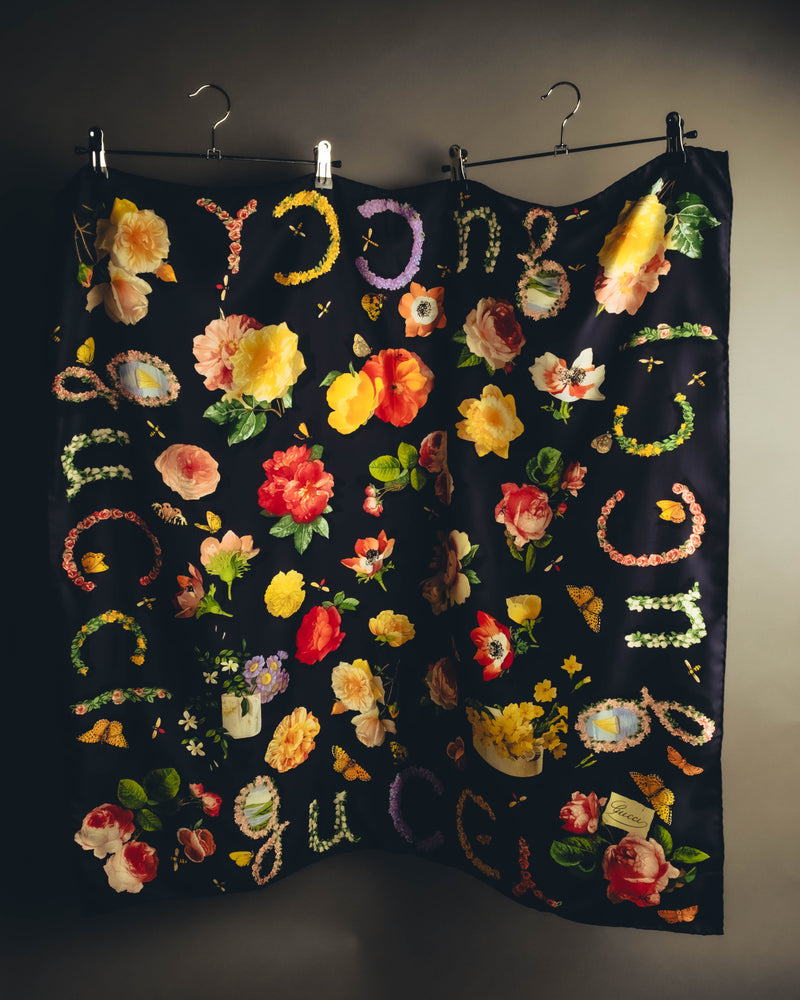 "GUCCI" 70's-80's Botanical silk scarf