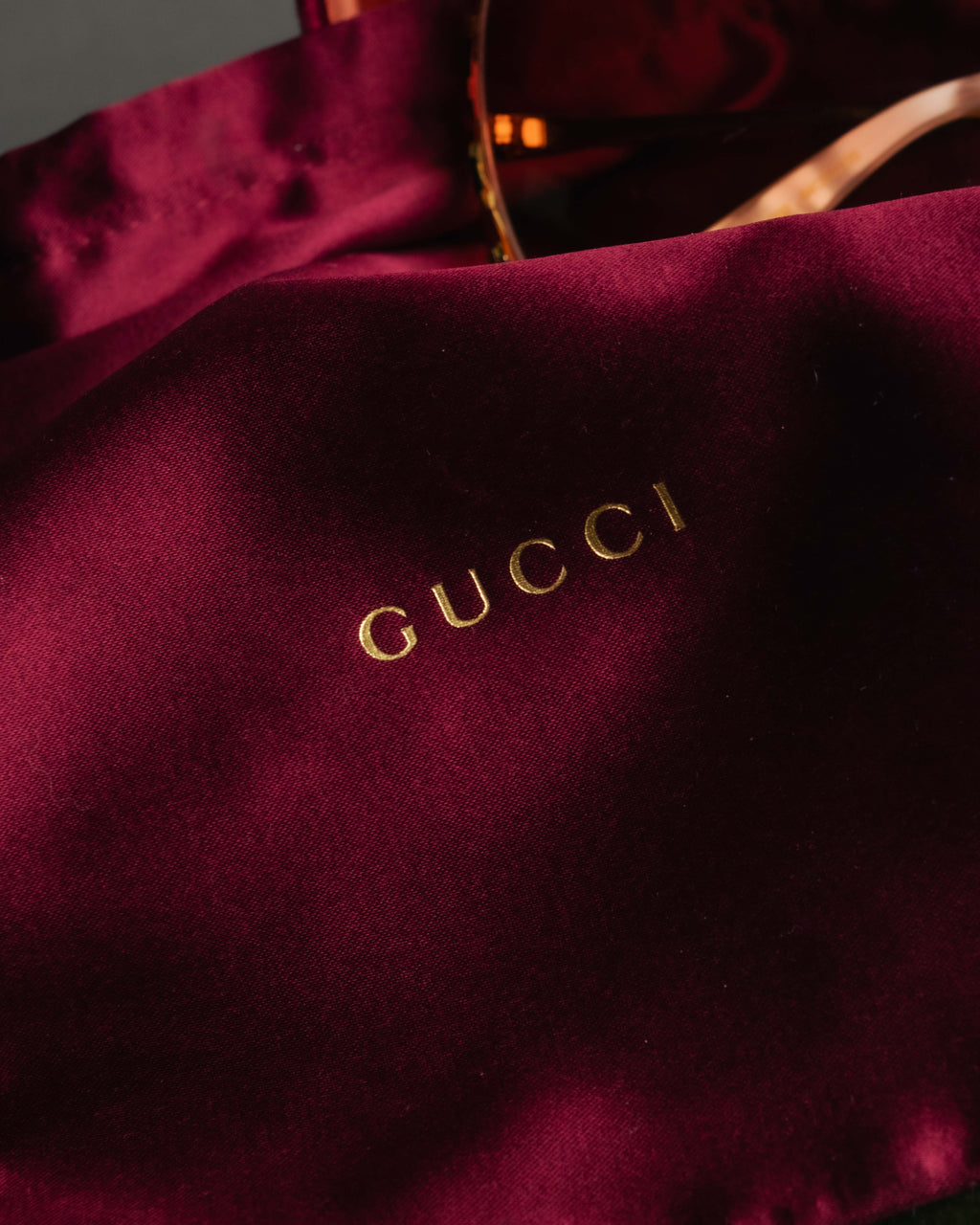 “GUCCI” 2017-2022 Striped rim oversized sunglasses