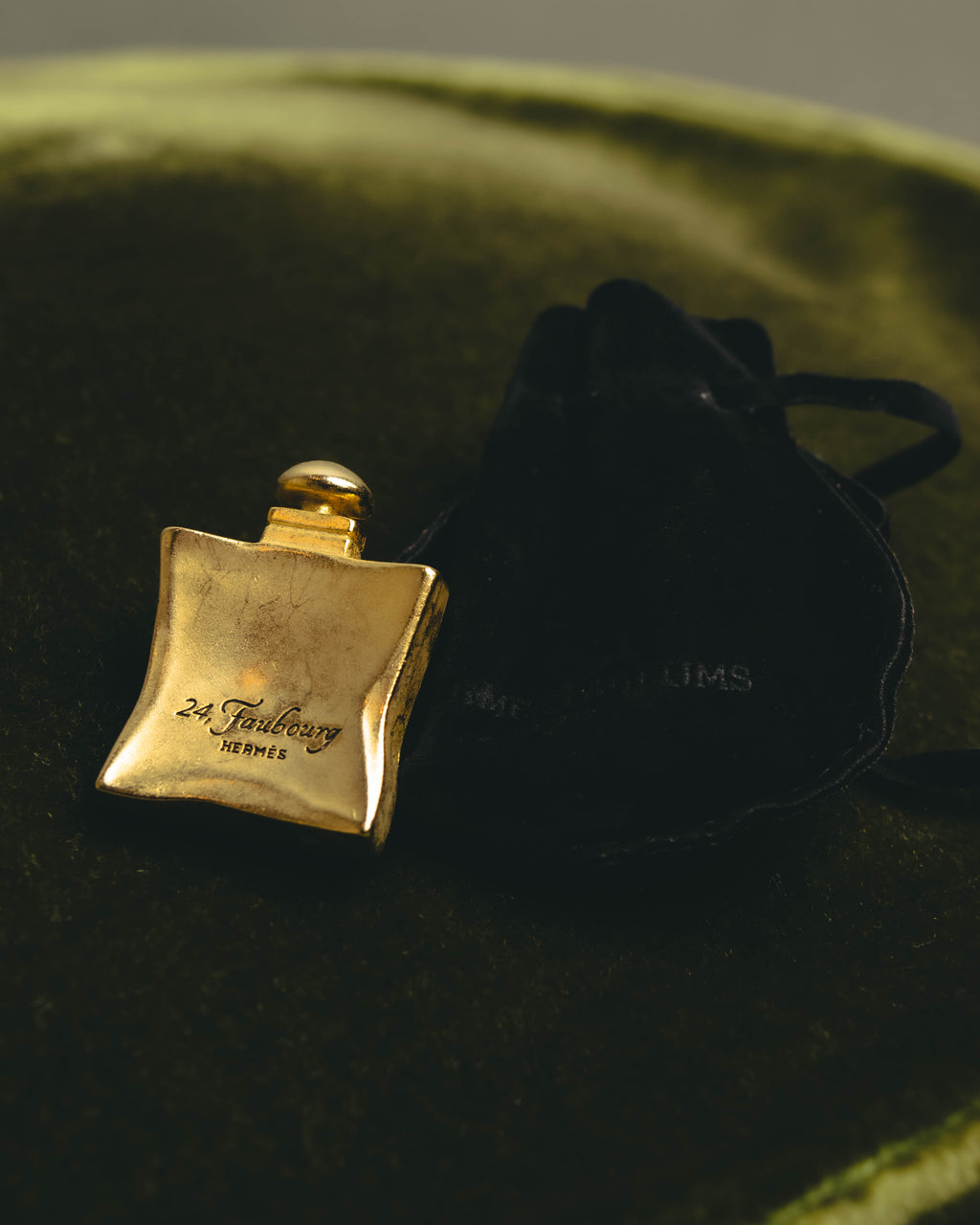"Hermès" 90's-00's Collectible perfume bottle brooch