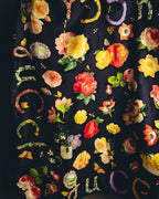 "GUCCI" 70's-80's Botanical silk scarf