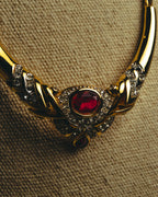 "NINA RICCI" 80's-90's Bold red stone necklace