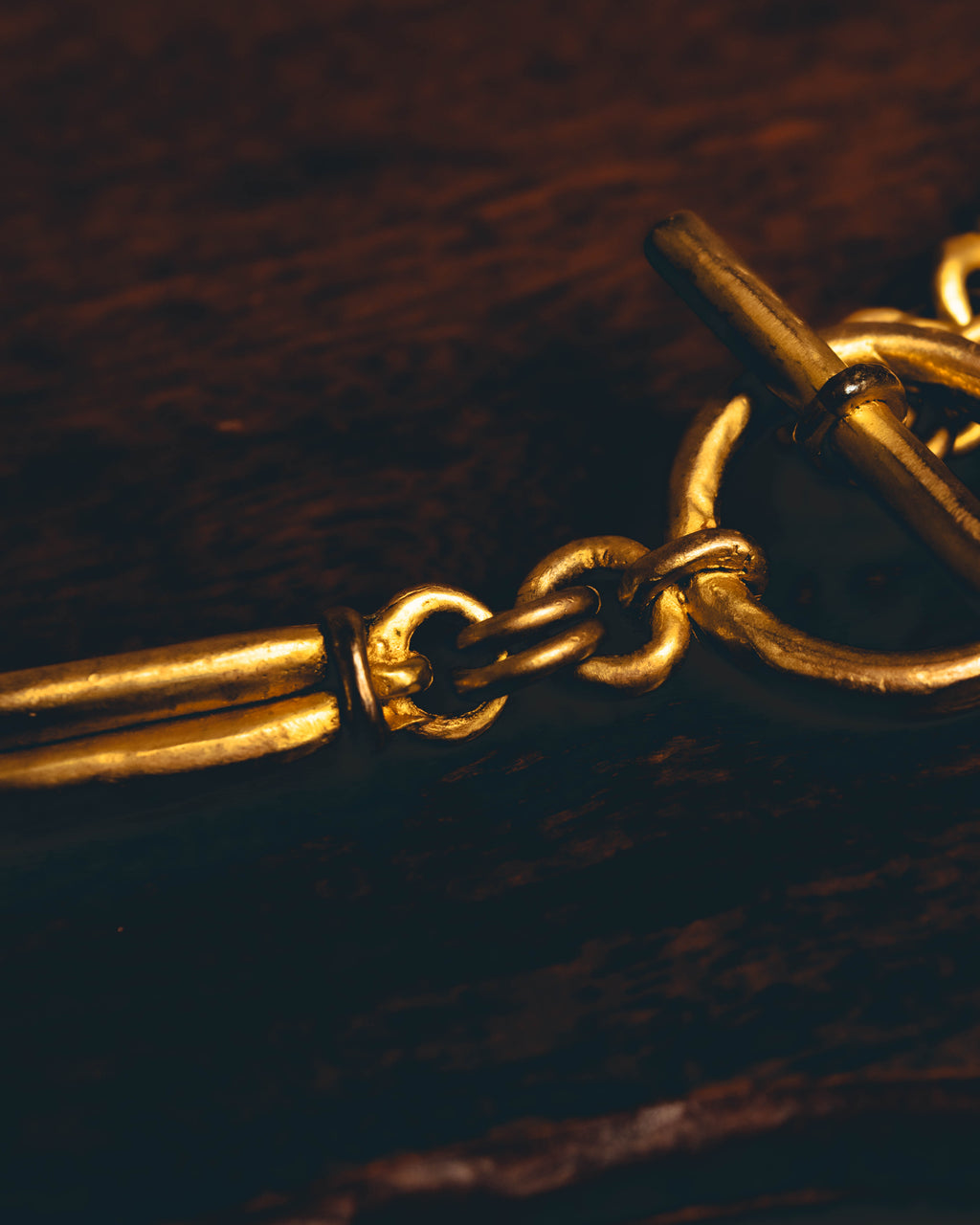 -SPECIAL- "Hermès" 80's-00's Sculptural gold tone choker necklace