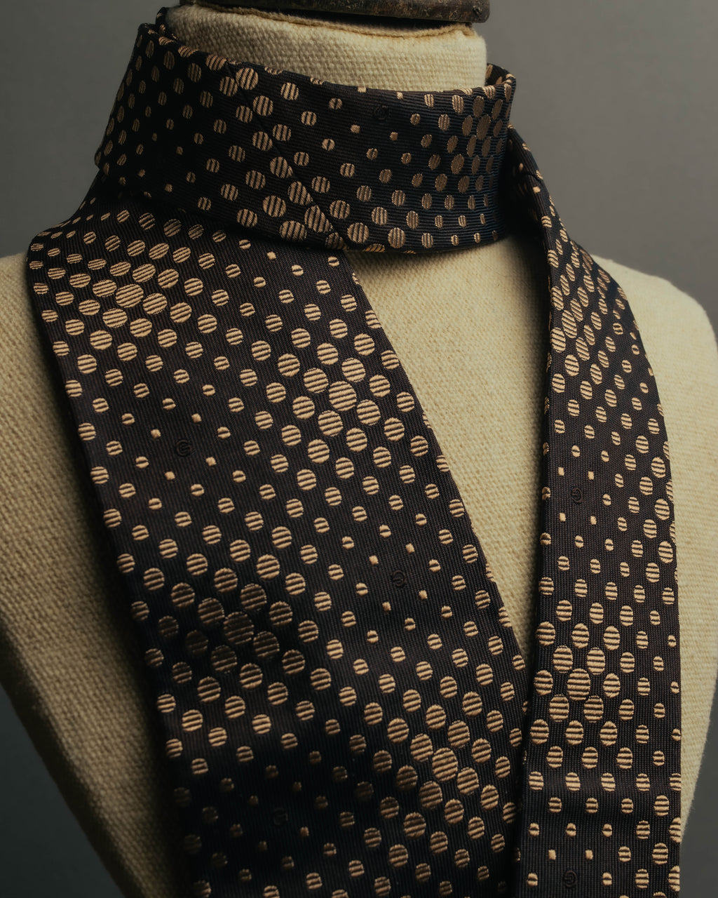 "GUCCI" 80's-early 90's Silk jacquard necktie