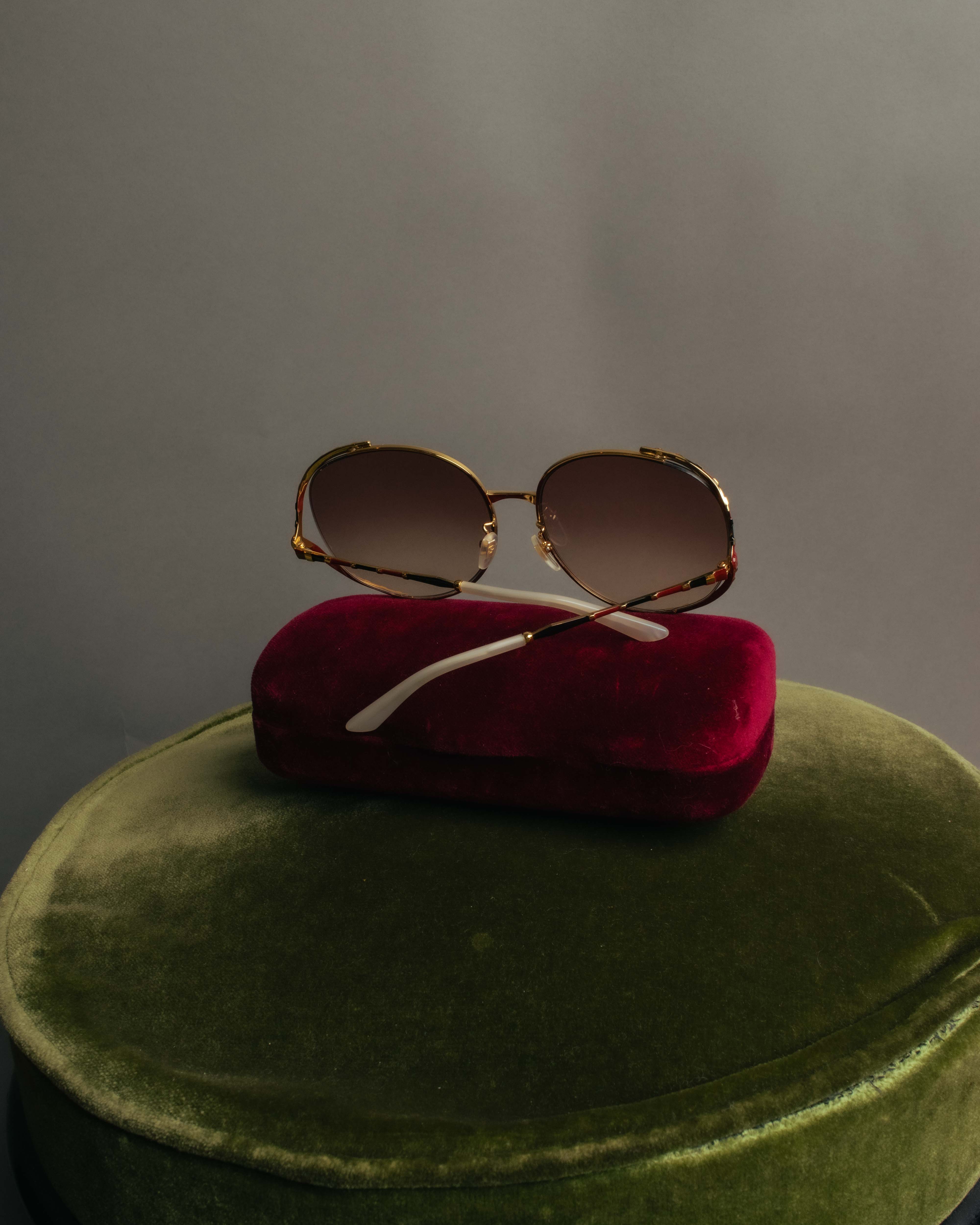 GUCCI” 2017-2022 Striped rim oversized sunglasses – MOOD