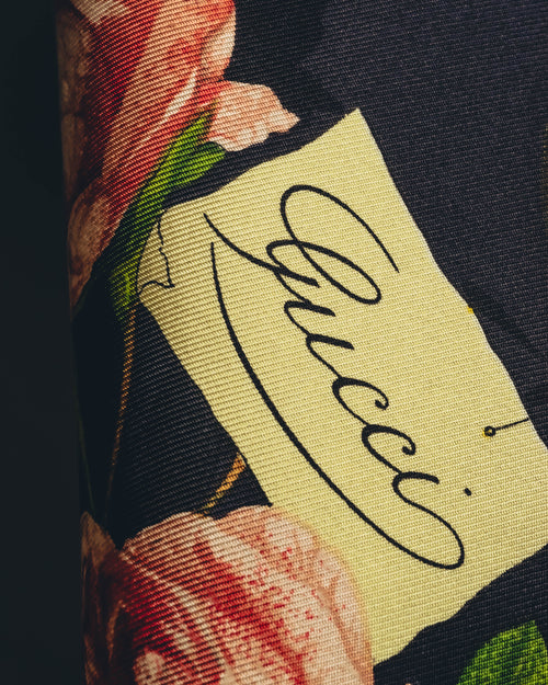 "GUCCI" 70's-80's Botanical silk scarf
