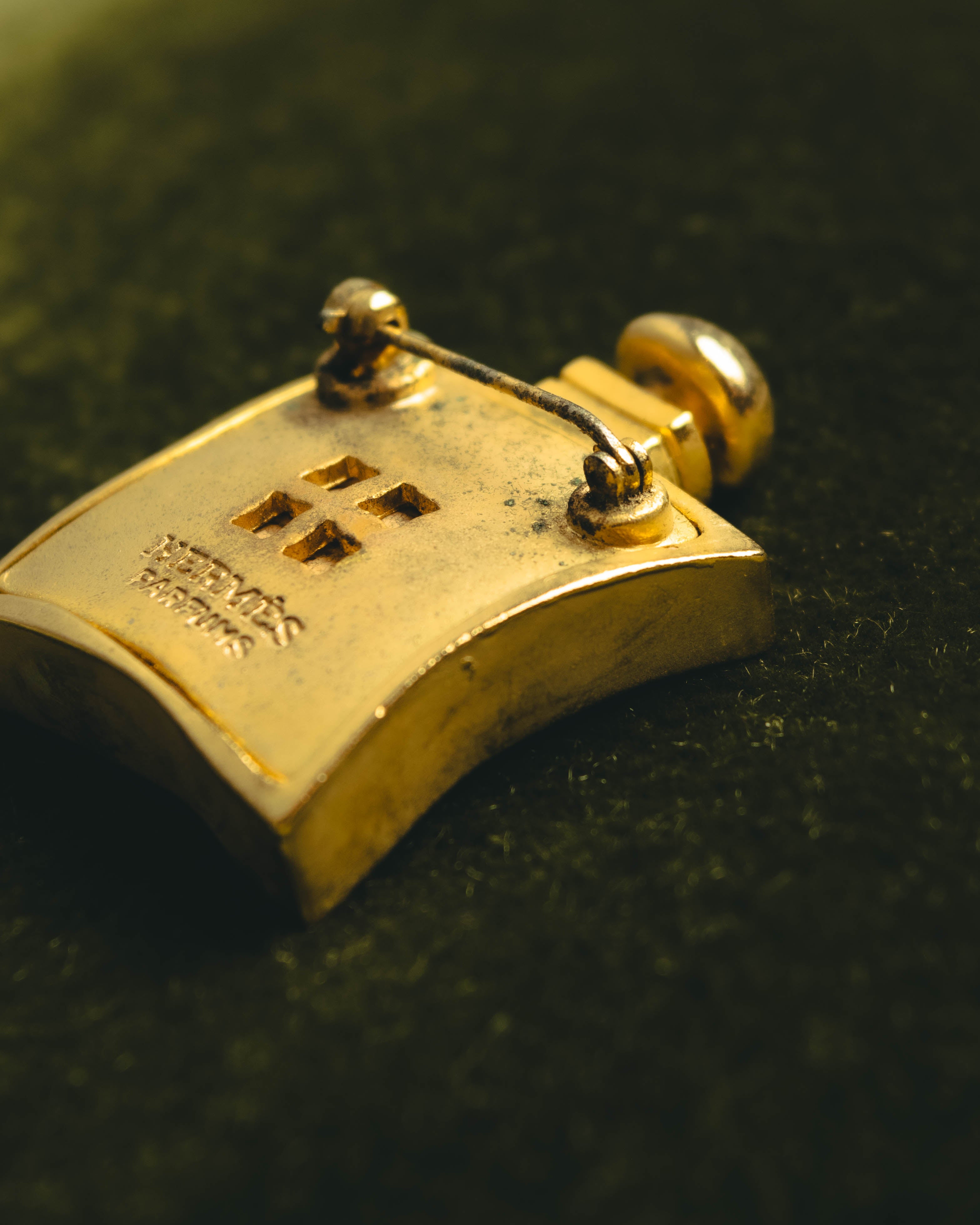 "Hermès" 90's-00's Collectible perfume bottle brooch