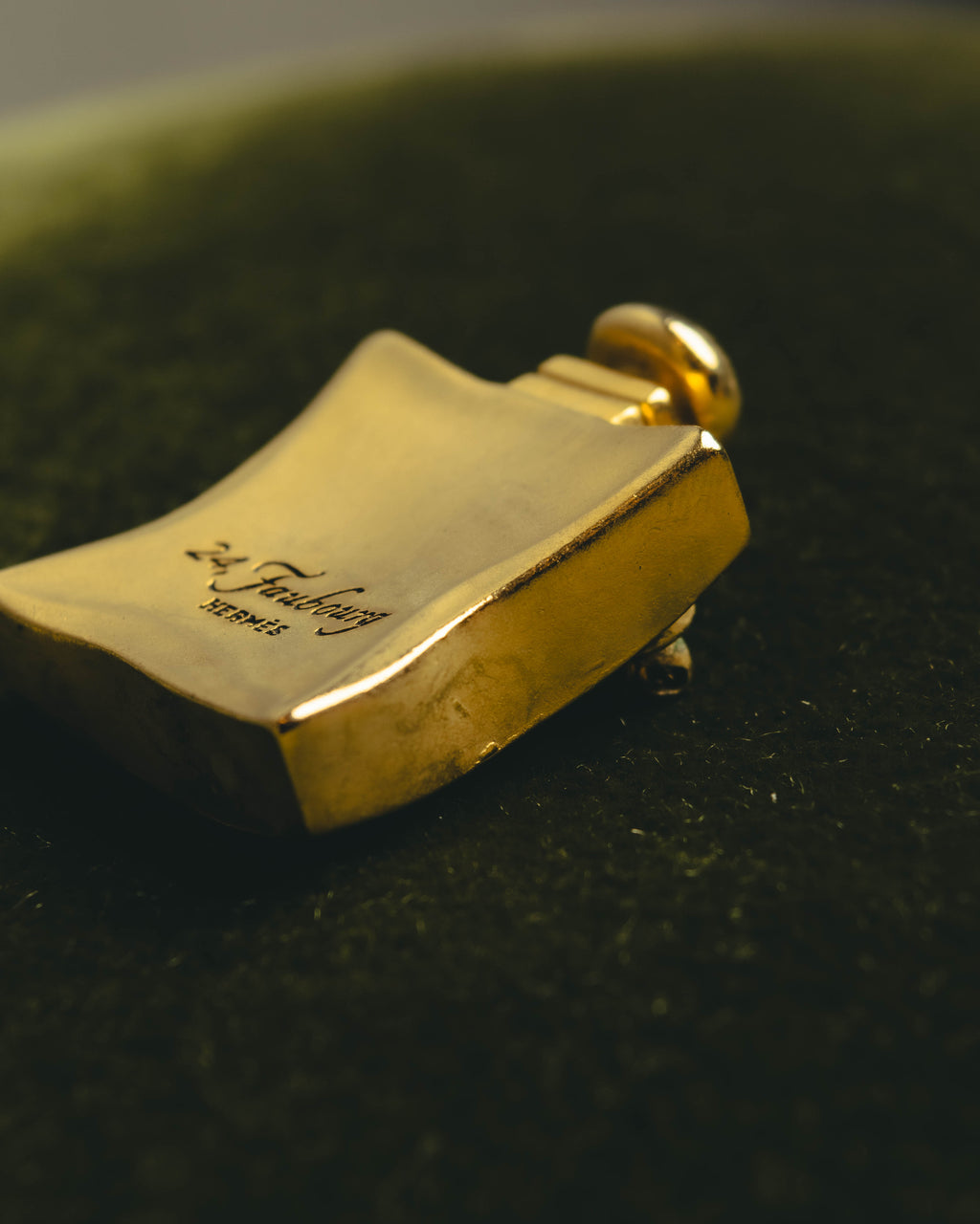 "Hermès" 90's-00's Collectible perfume bottle brooch