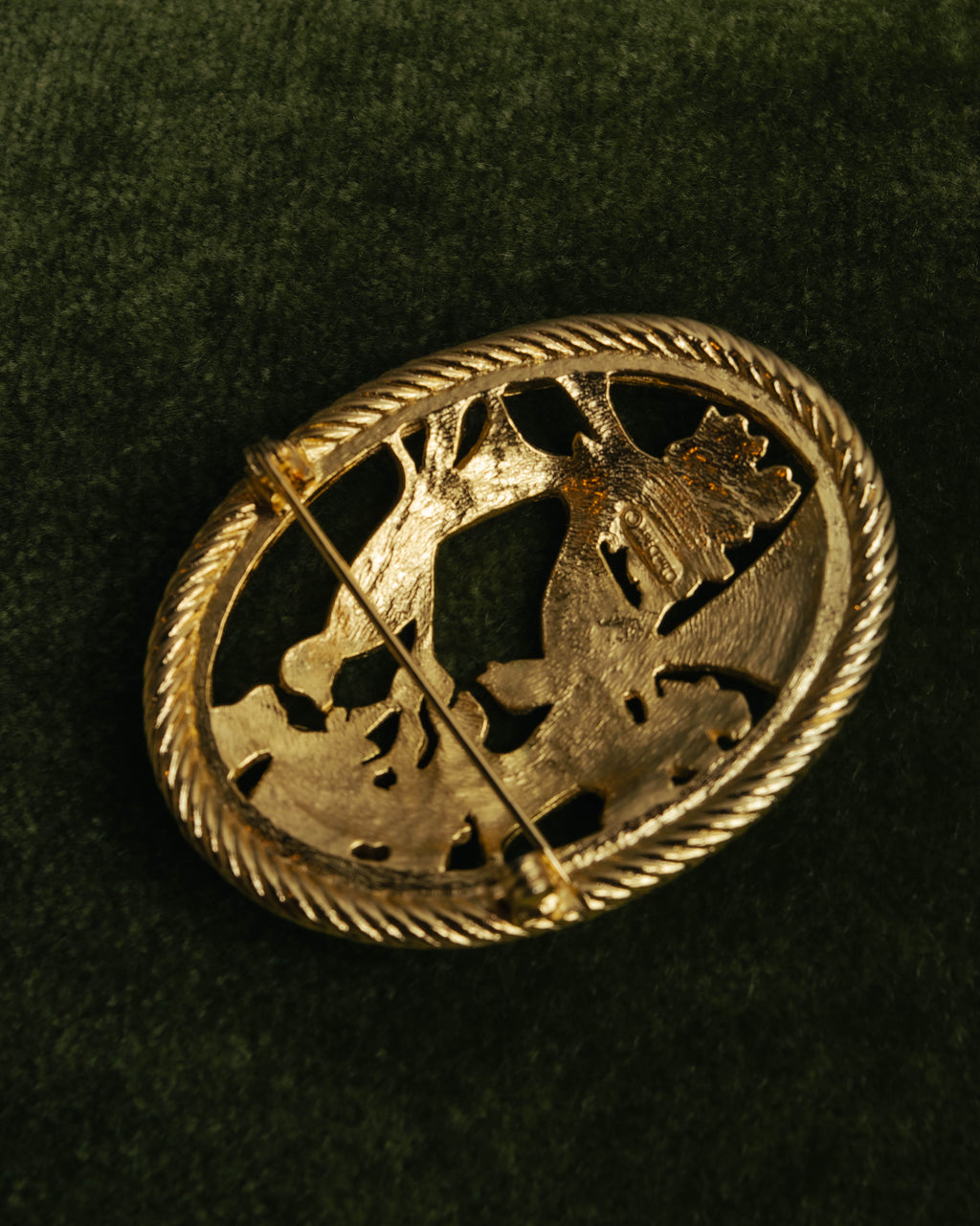 "SANDOR" 40's-70's Gold tone bird motif brooch