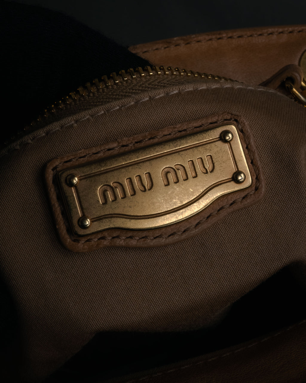–SPECIAL– “miu miu” 2000’s braided matelasse doctor bag