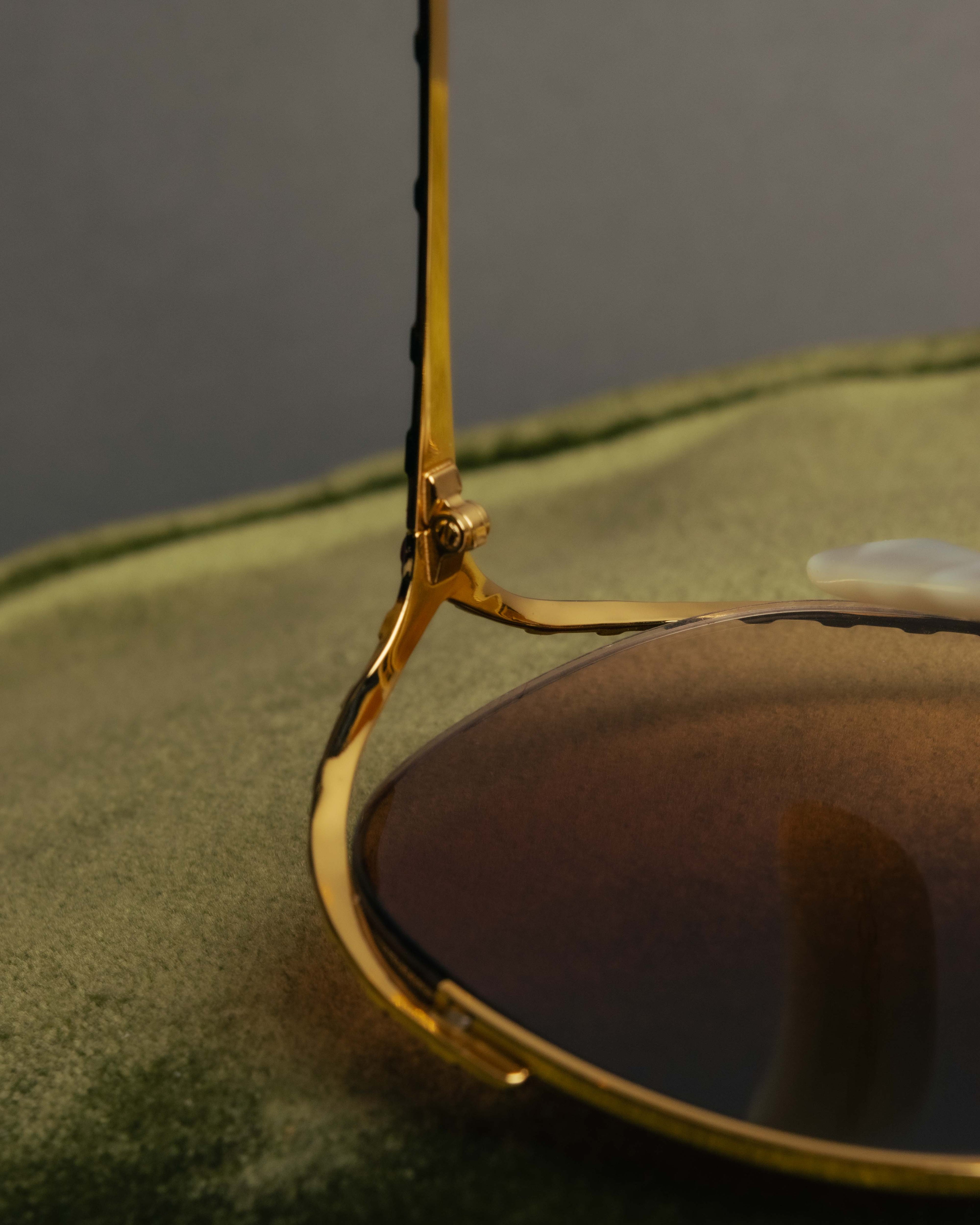 “GUCCI” 2017-2022 Striped rim oversized sunglasses