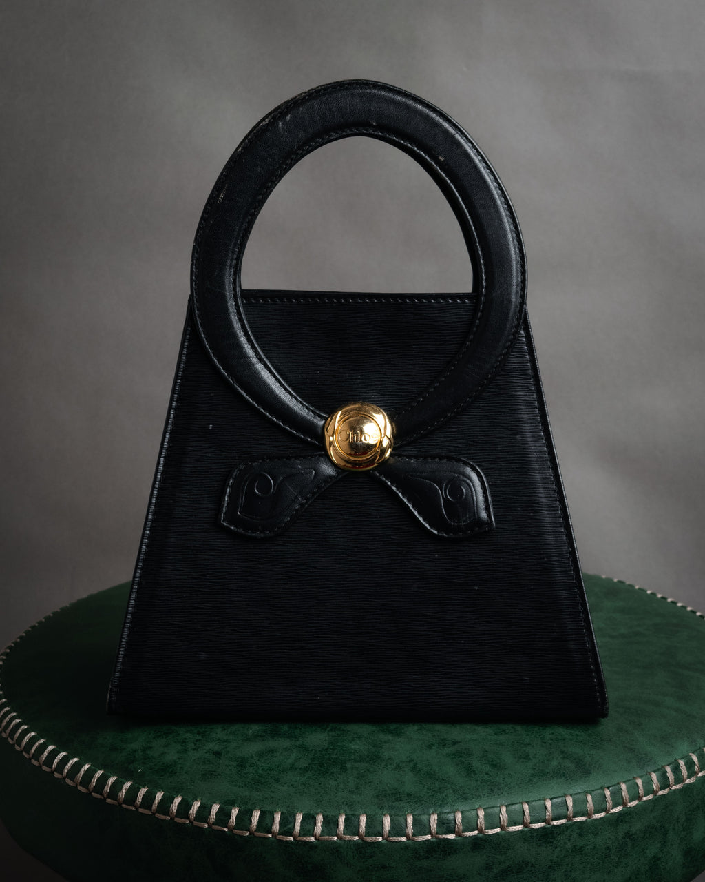 –SPECIAL– “Chloe” 90’s Sculptural trapeze top handle bag