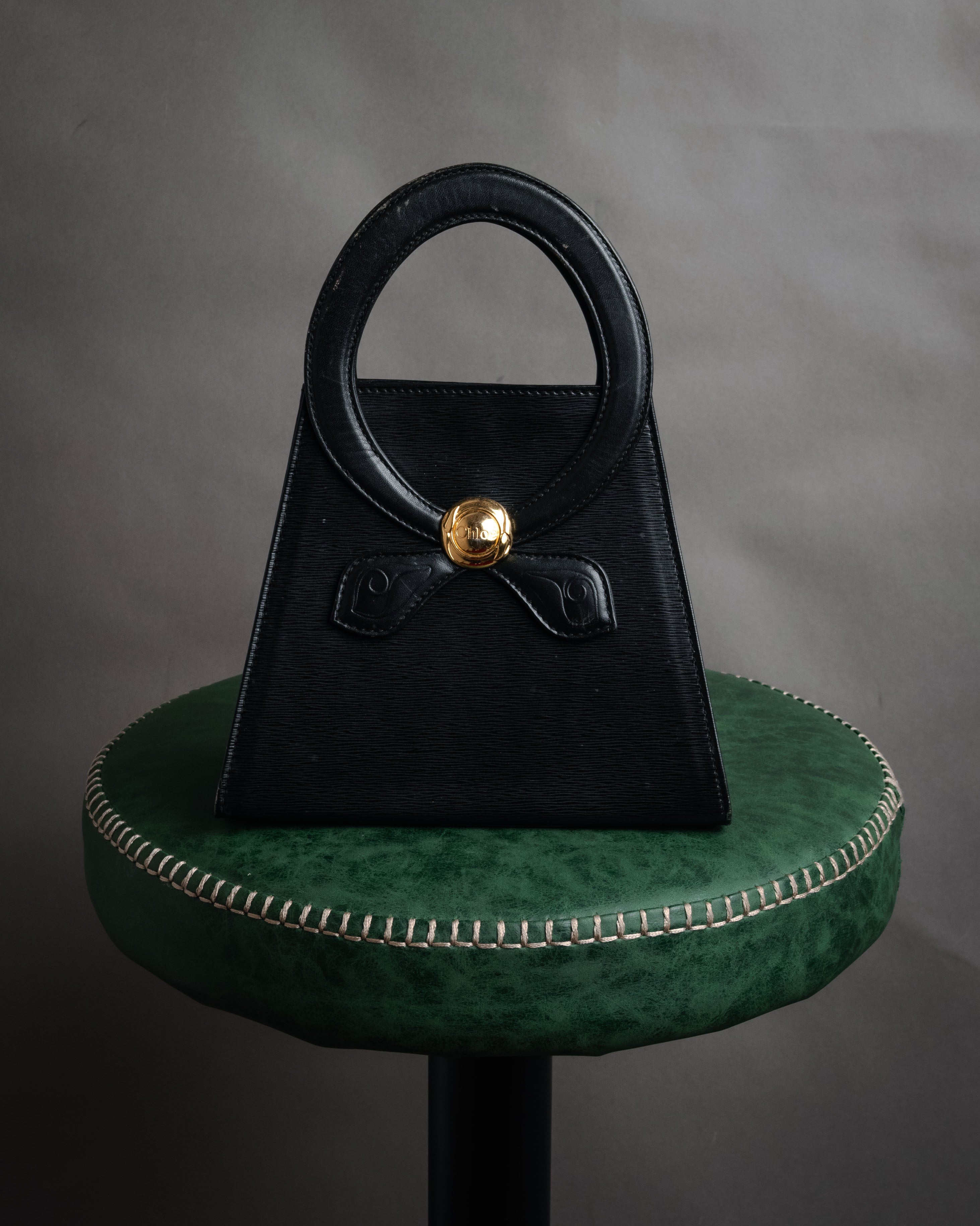 –SPECIAL– “Chloe” 90’s Sculptural trapeze top handle bag