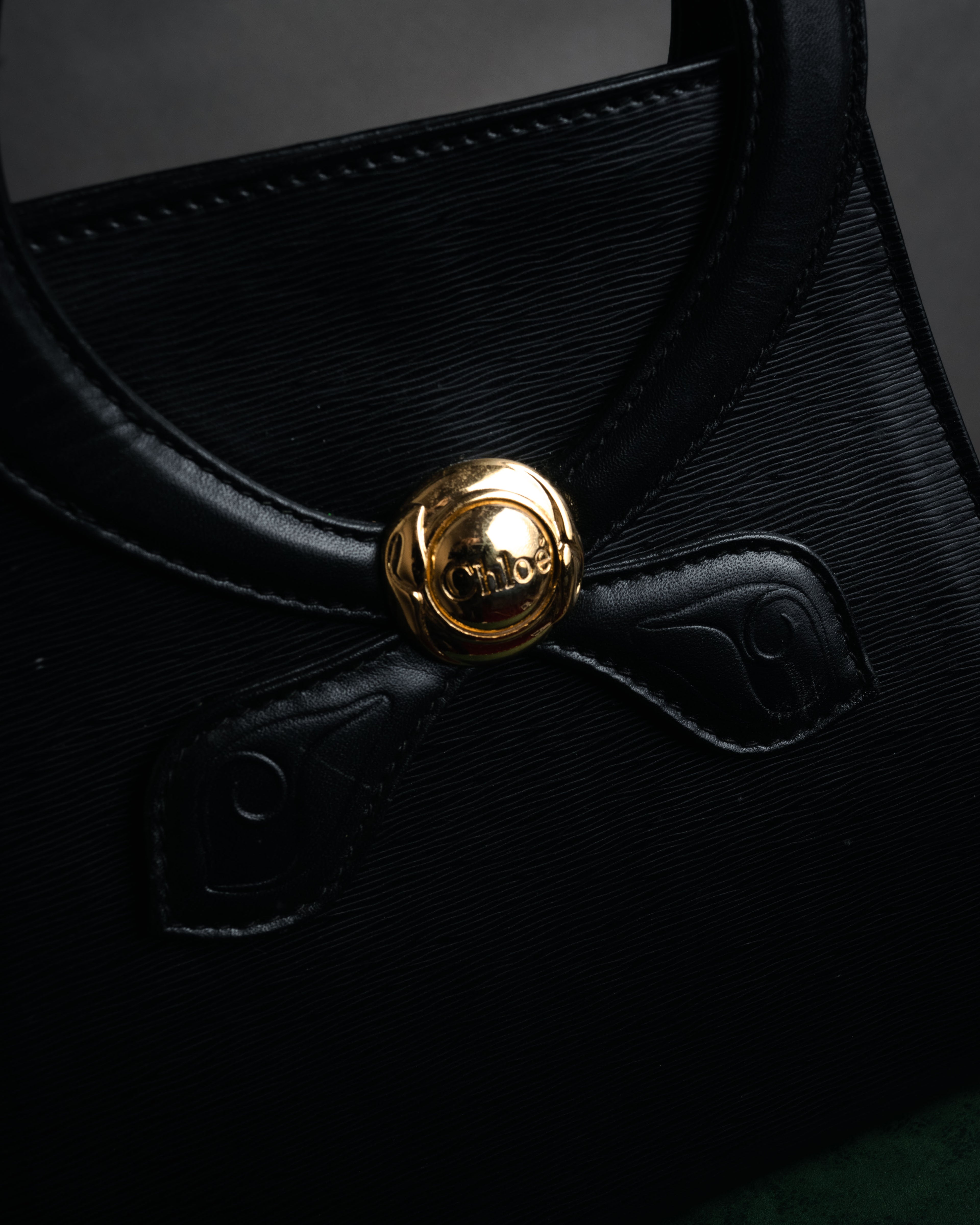 –SPECIAL– “Chloe” 90’s Sculptural trapeze top handle bag