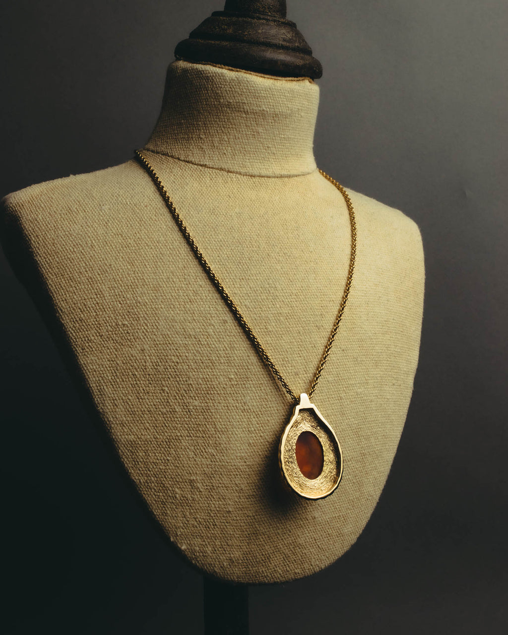 "Christian Dior" 80's-90's Amber cabochon pendant necklace