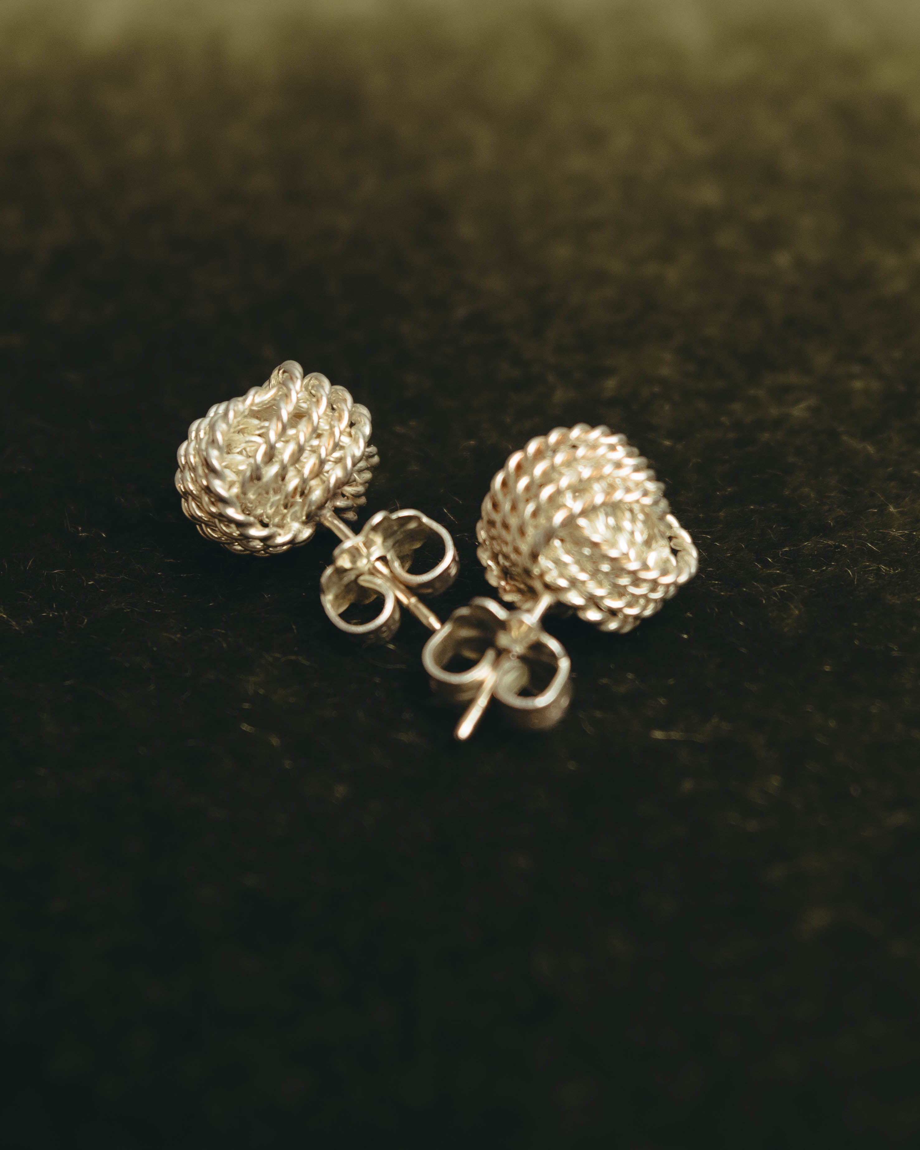 "Tiffany & Co." 90's-10's Twist knot sterling silver stud earrings