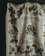 "Hermès" 90's-00's Classic quai aux fleurs silk scarf