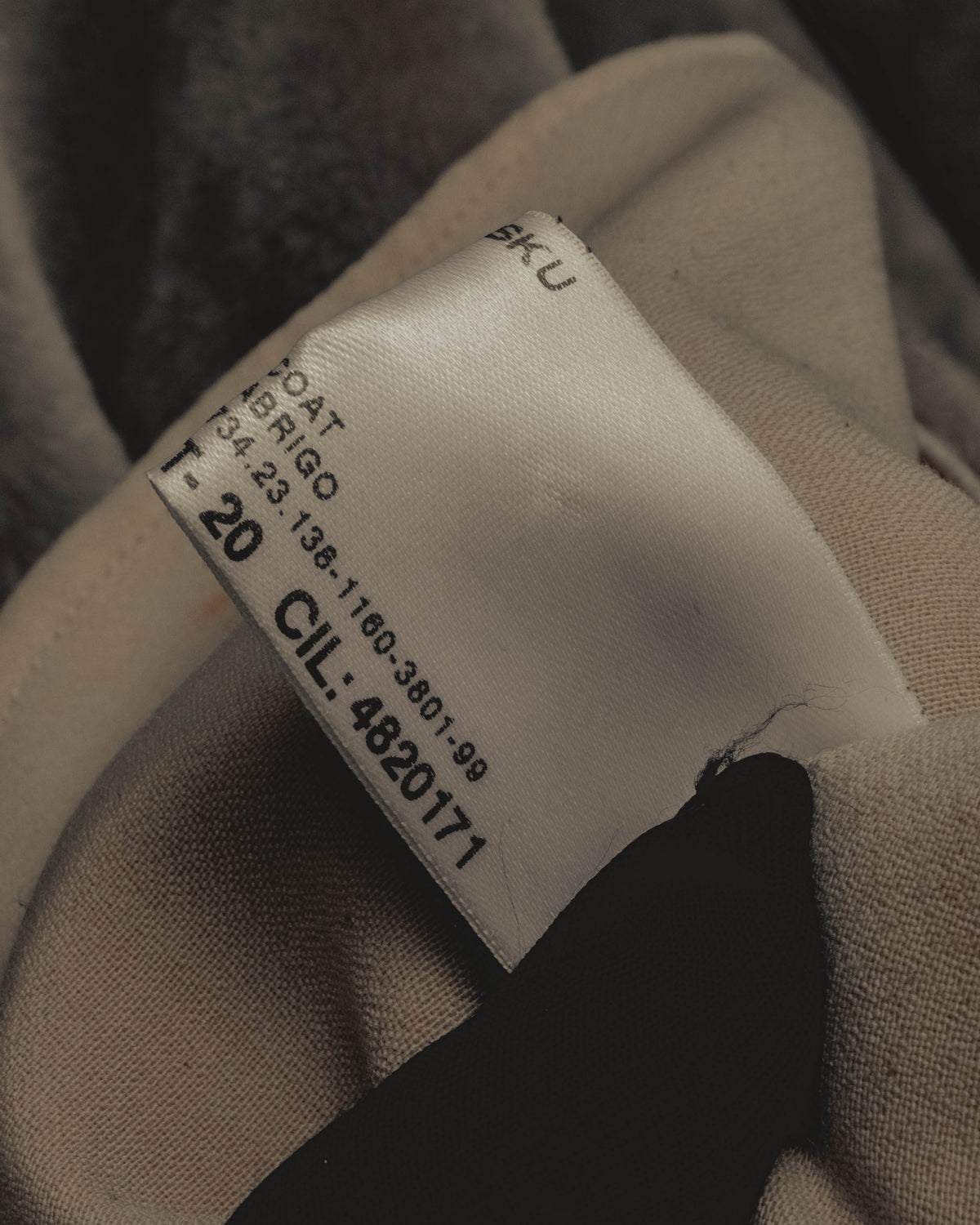 "LOEWE" 90's-00's Sculptural shearling coat