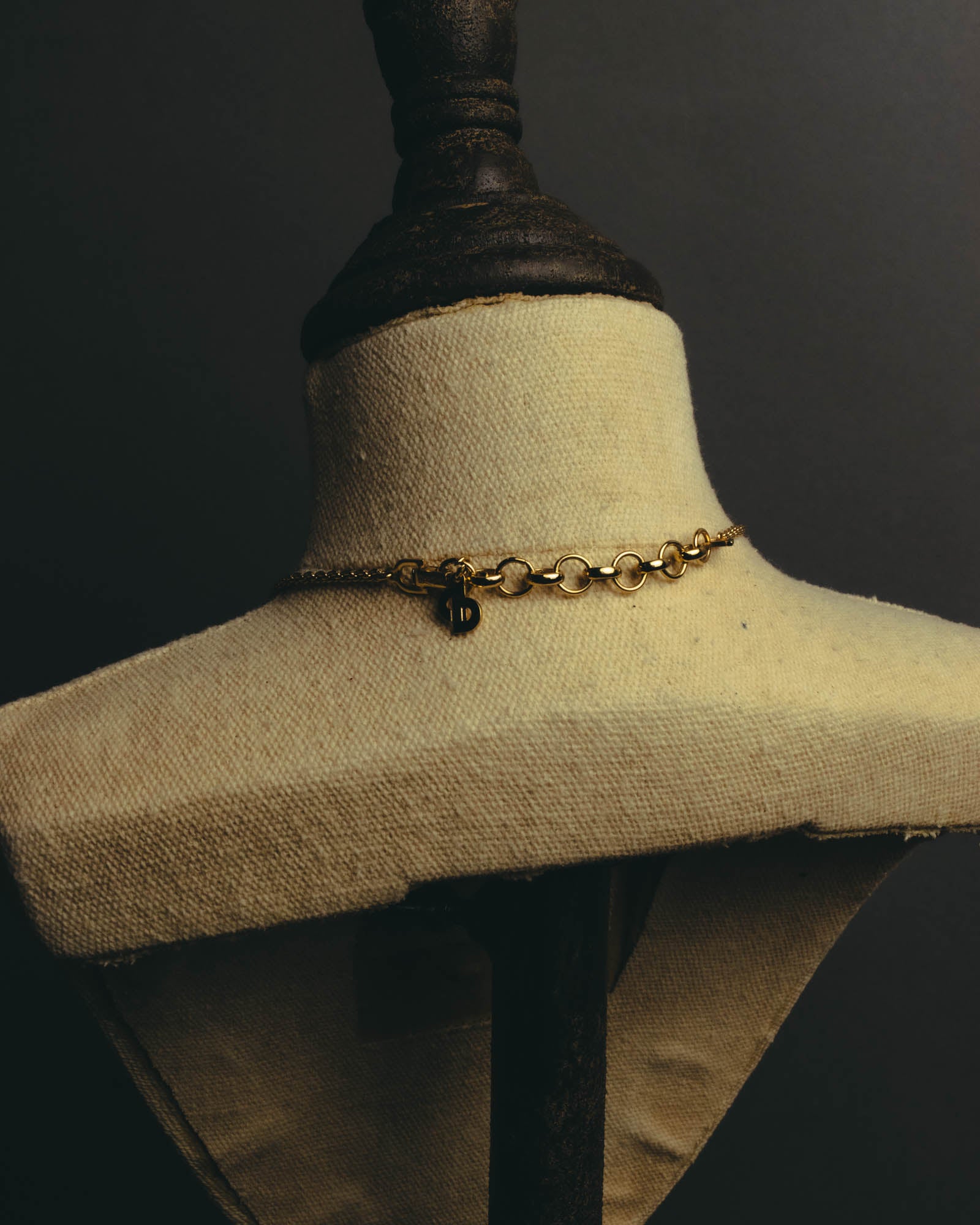"Christian Dior" 80's-90's Amber cabochon pendant necklace