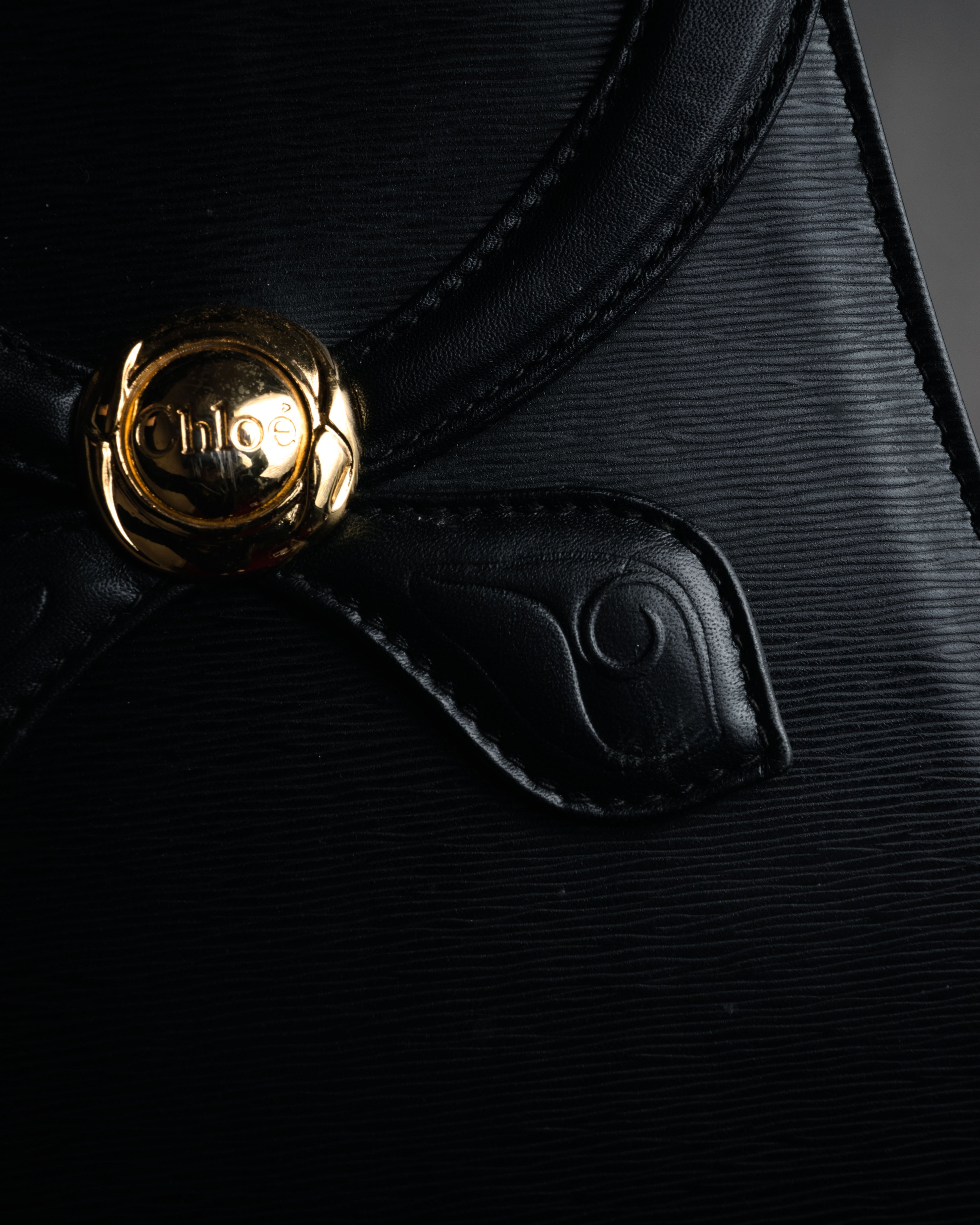 –SPECIAL– “Chloe” 90’s Sculptural trapeze top handle bag