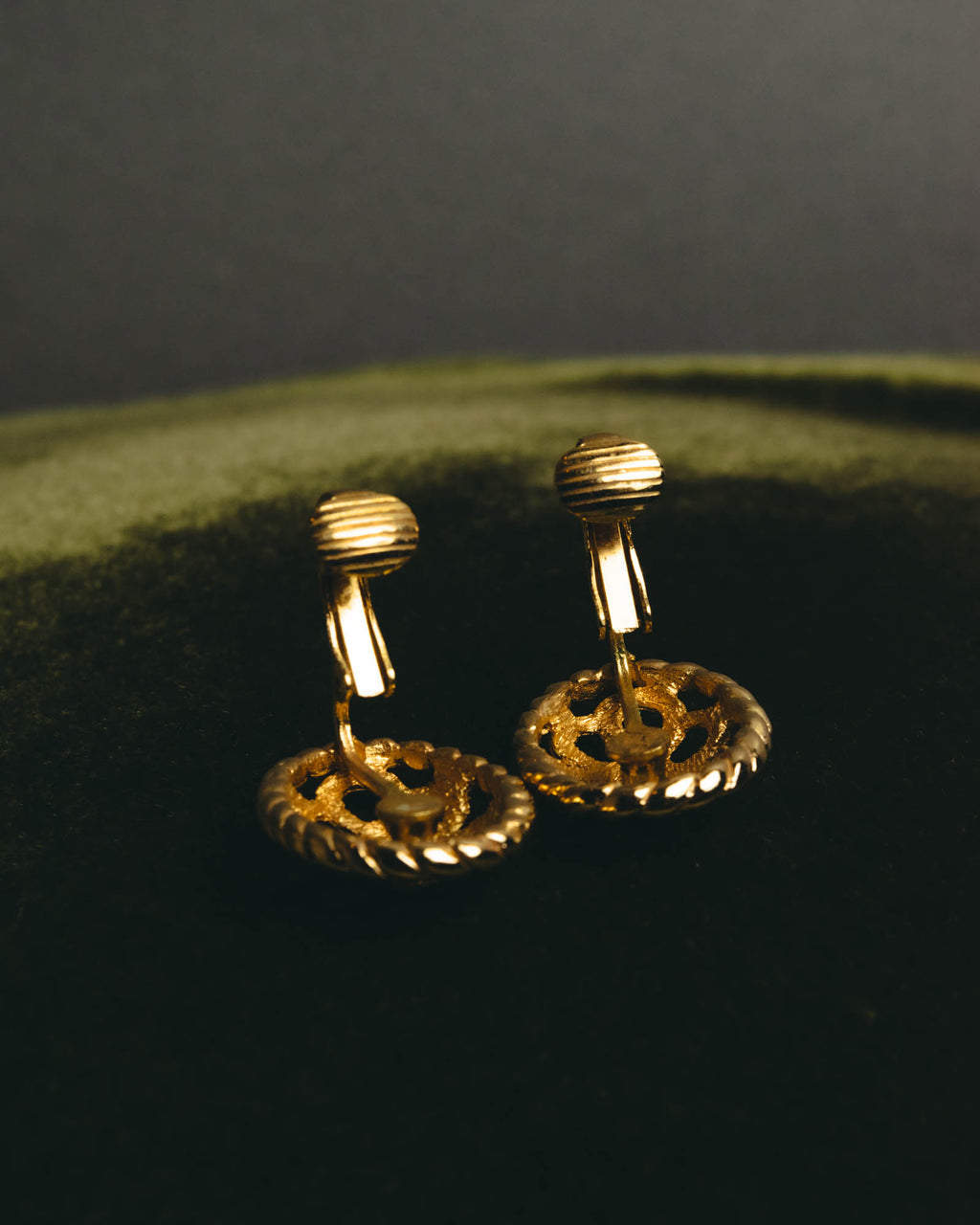 "Christian Dior" 80's-90's Ornate floral clip on earrings