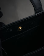 –SPECIAL– “Chloe” 90’s Sculptural trapeze top handle bag