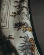 "Hermès" 90's-00's Classic quai aux fleurs silk scarf