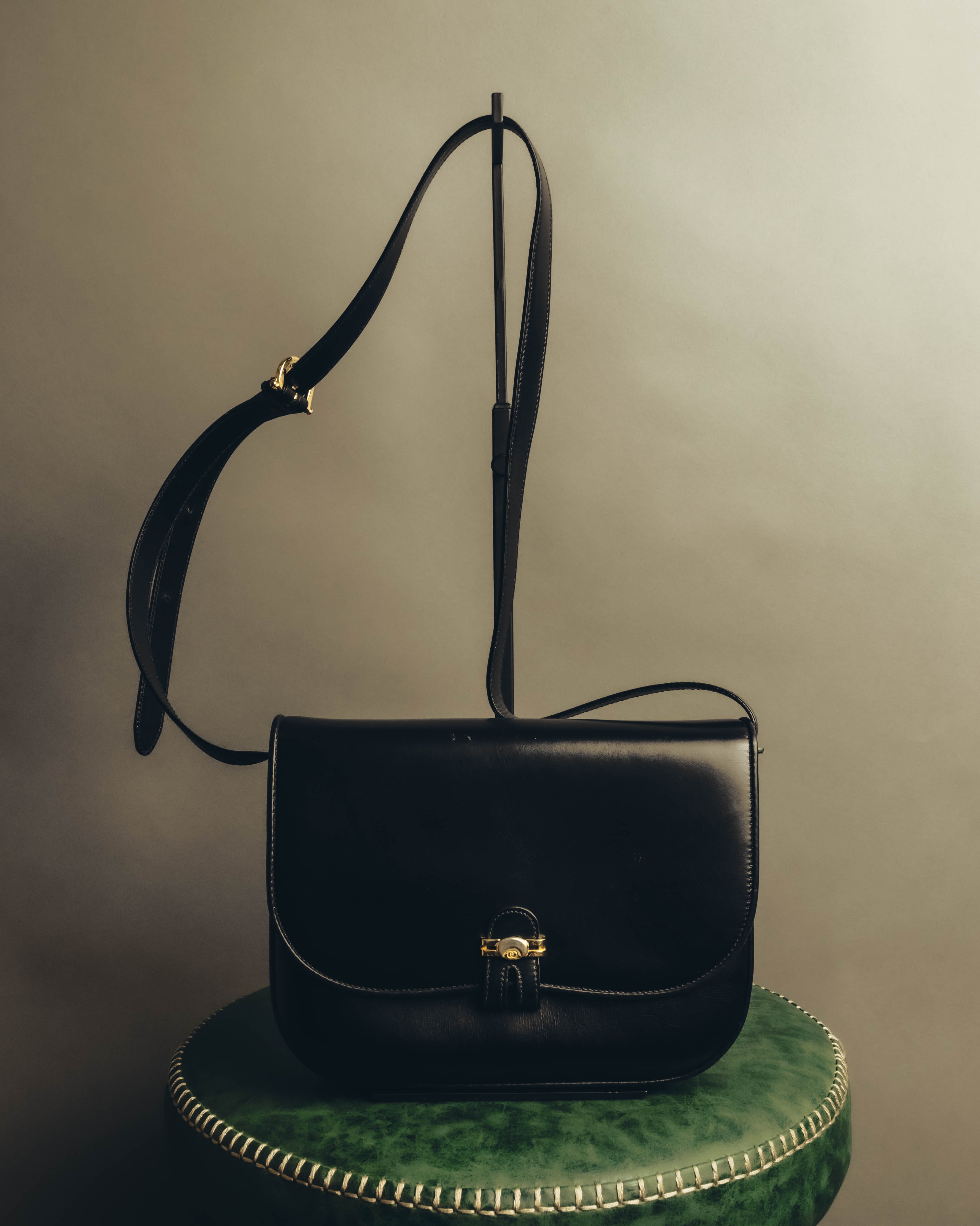 "GUCCI" 70's-80's Classic leather shoulder bag