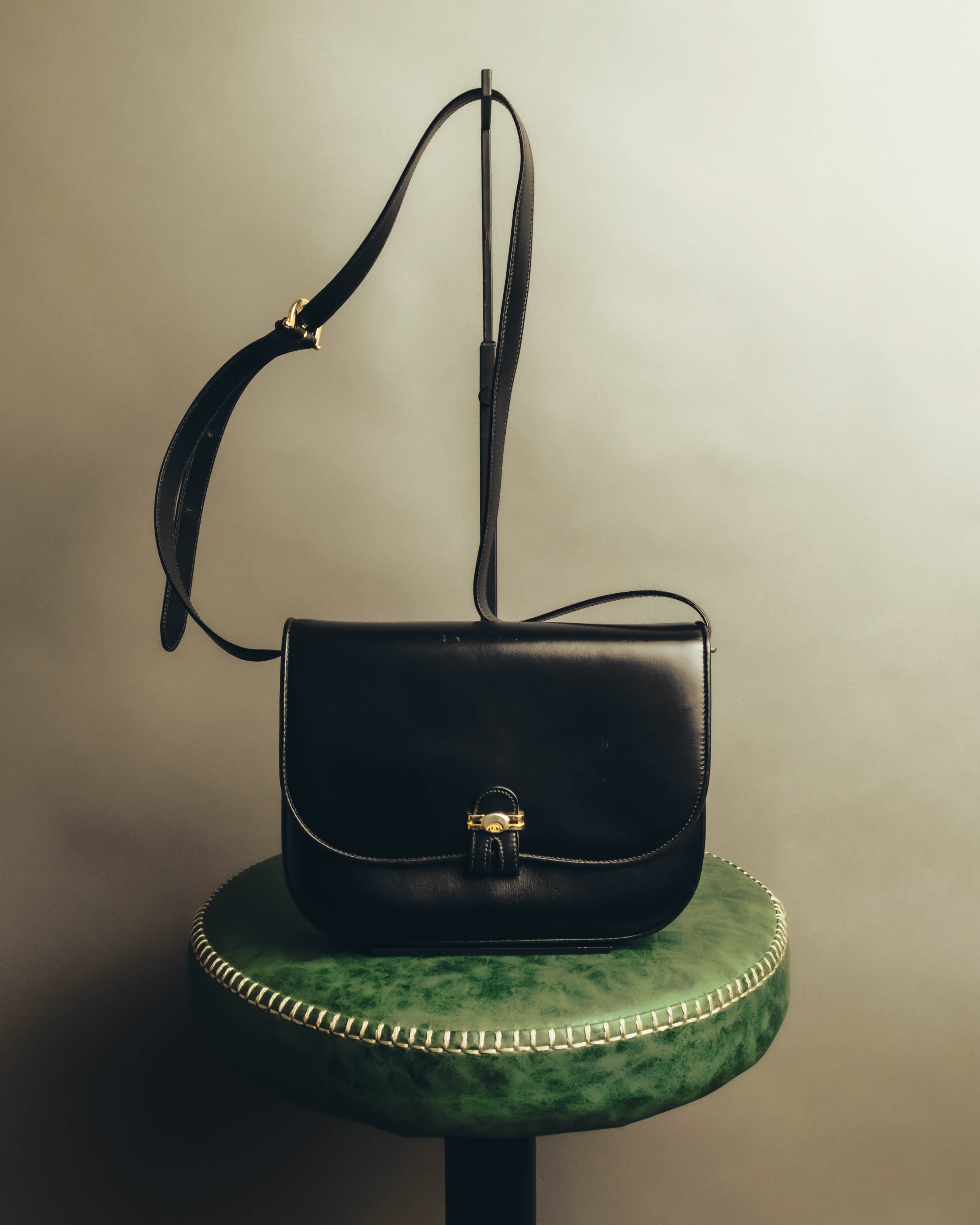 "GUCCI" 70's-80's Classic leather shoulder bag