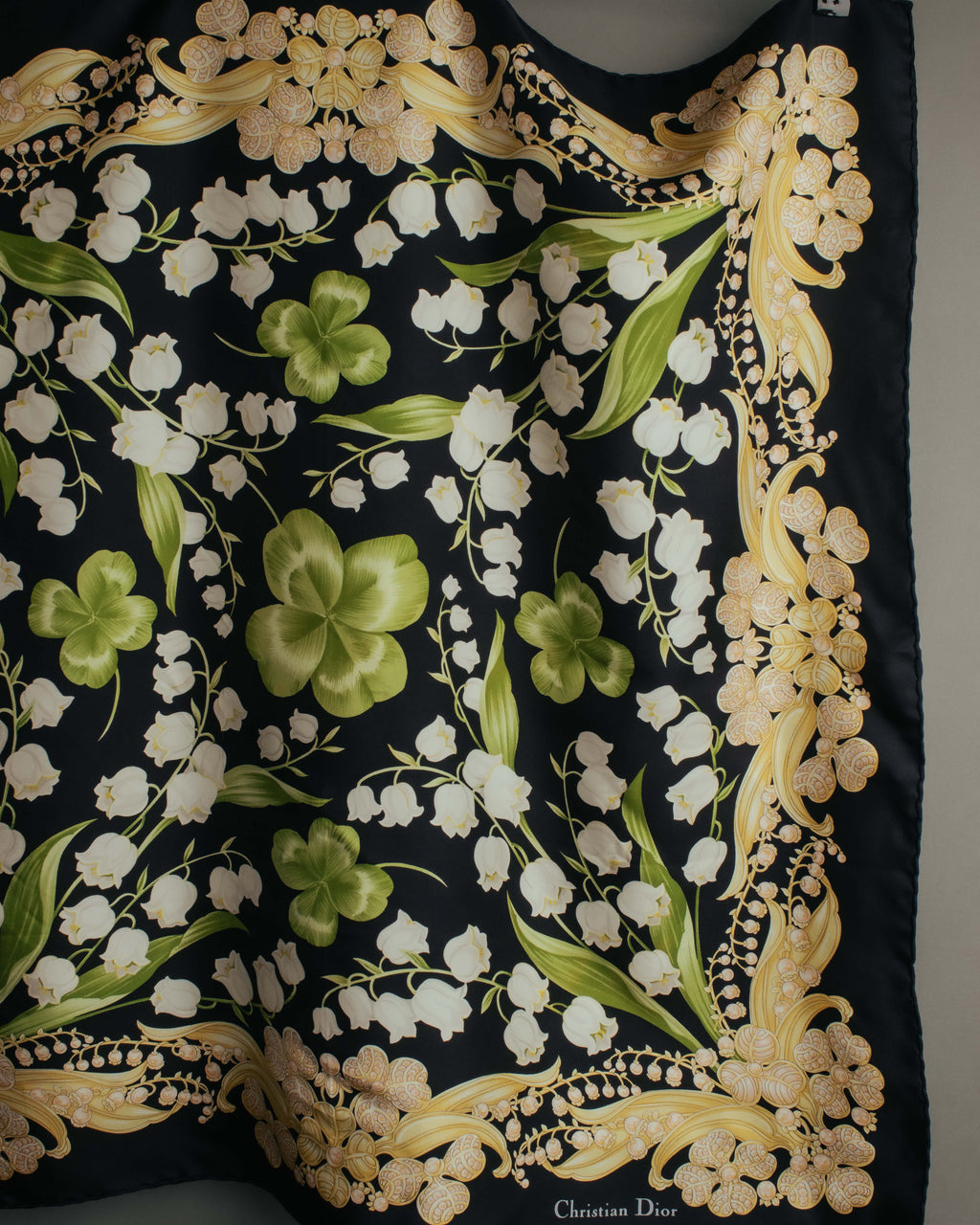 “Christian Dior” 90’s-00’s Lily of the valley silk scarf