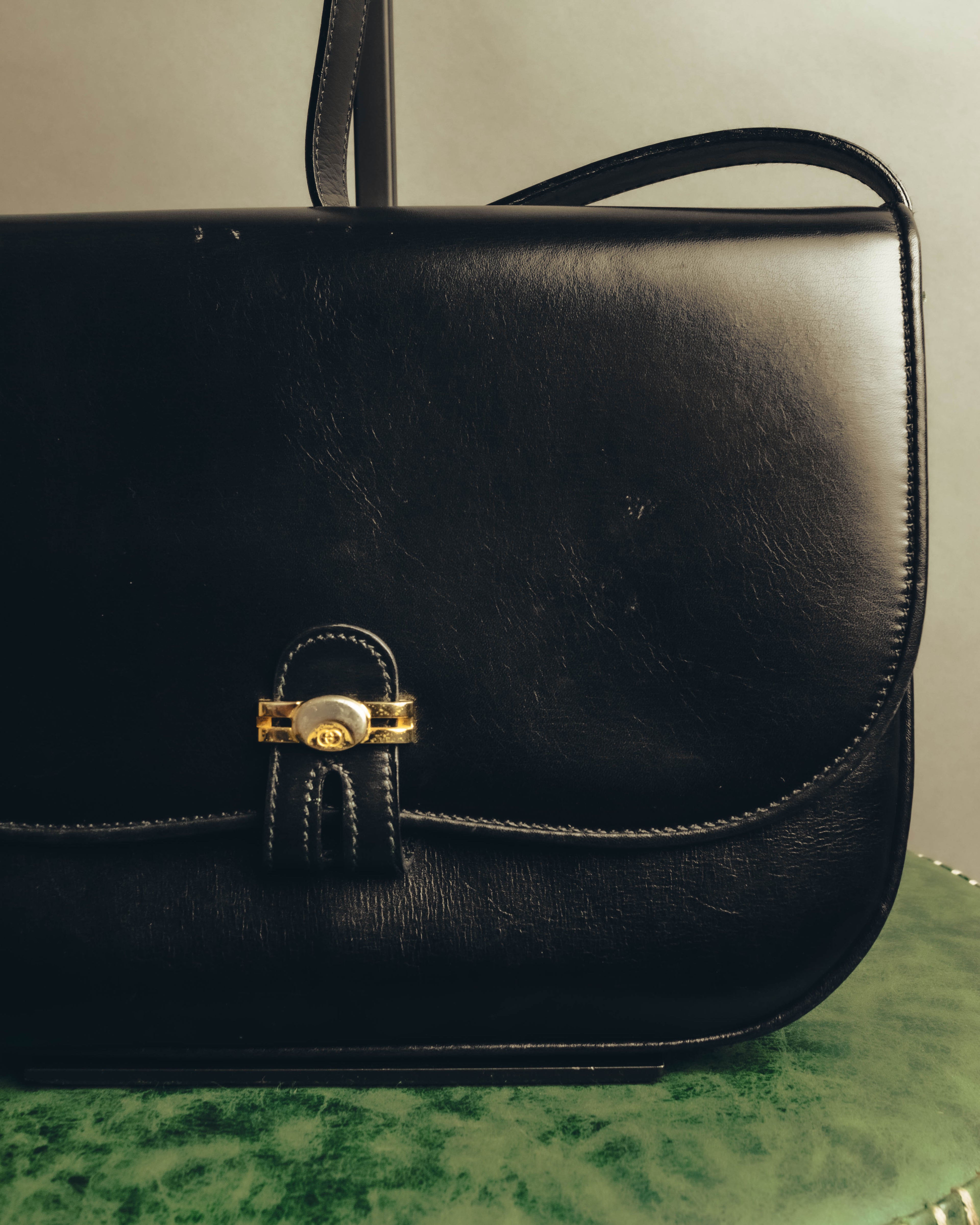 "GUCCI" 70's-80's Classic leather shoulder bag